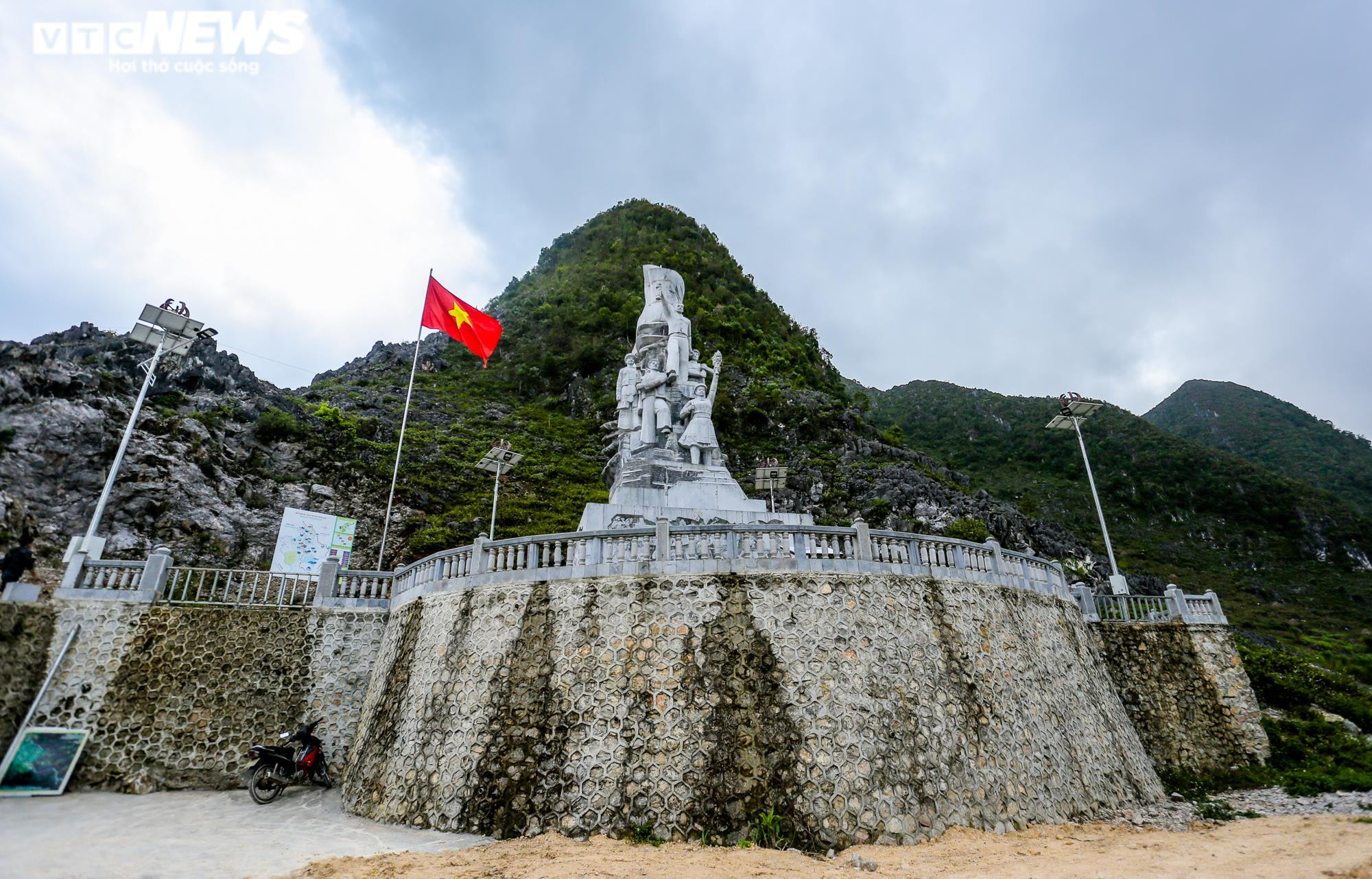 Ảnh: Những điểm du lịch không thể bỏ qua khi đến Hà Giang - 11