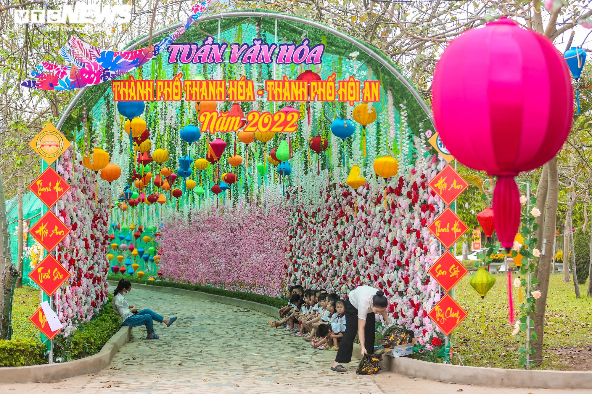 Ảnh: Chiêm ngưỡng Hội An thu nhỏ giữa lòng xứ Thanh - 15