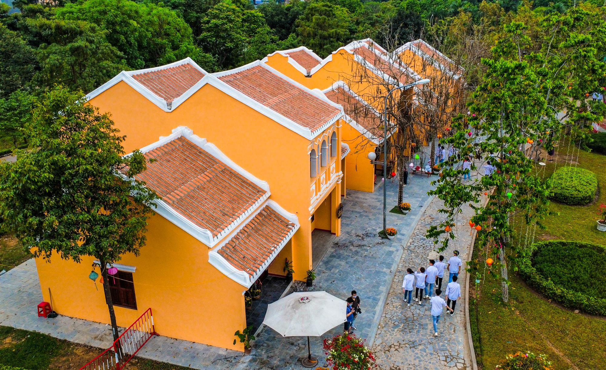 Ảnh: Chiêm ngưỡng Hội An thu nhỏ giữa lòng xứ Thanh - 3