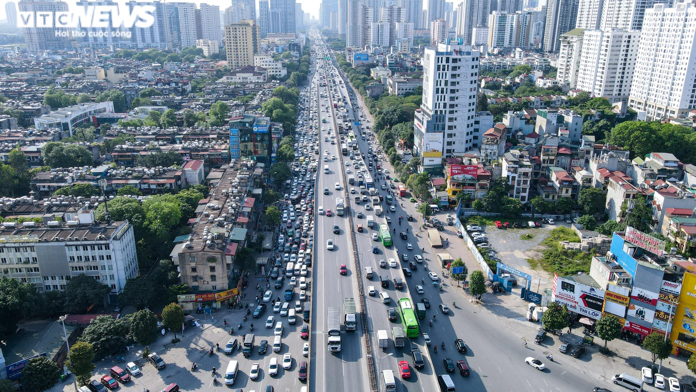 Ảnh: Cửa ngõ Hà Nội tắc không lối thoát trong ngày cuối cùng nghỉ lễ 30/4 - 10