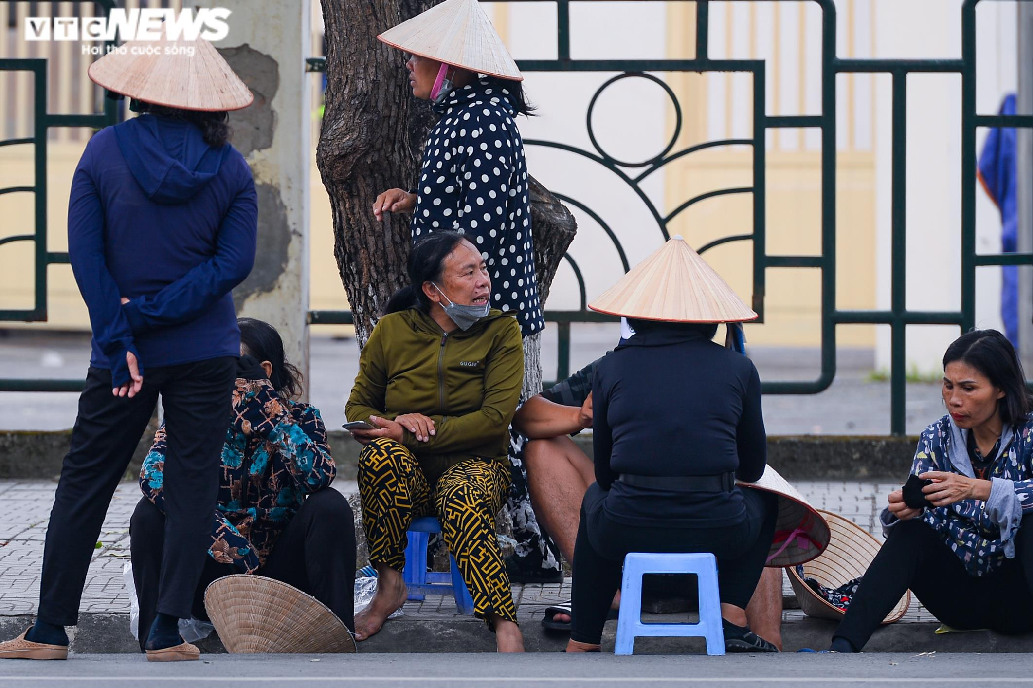 'Phe vé' đủng đỉnh chờ chốt lời, hét giá 4 triệu/cặp vé xem U23 Việt Nam - 6