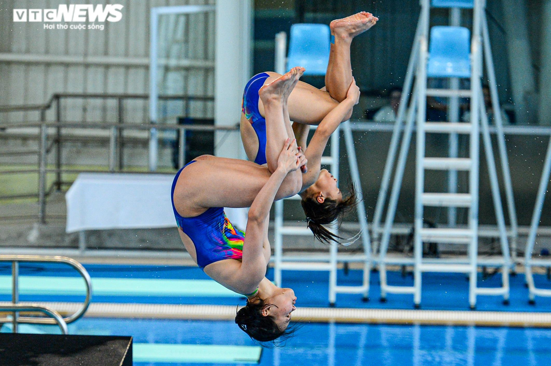 Ảnh: Pha nhảy cầu 0 điểm của Tùng Dương ở SEA Games 31 - 8