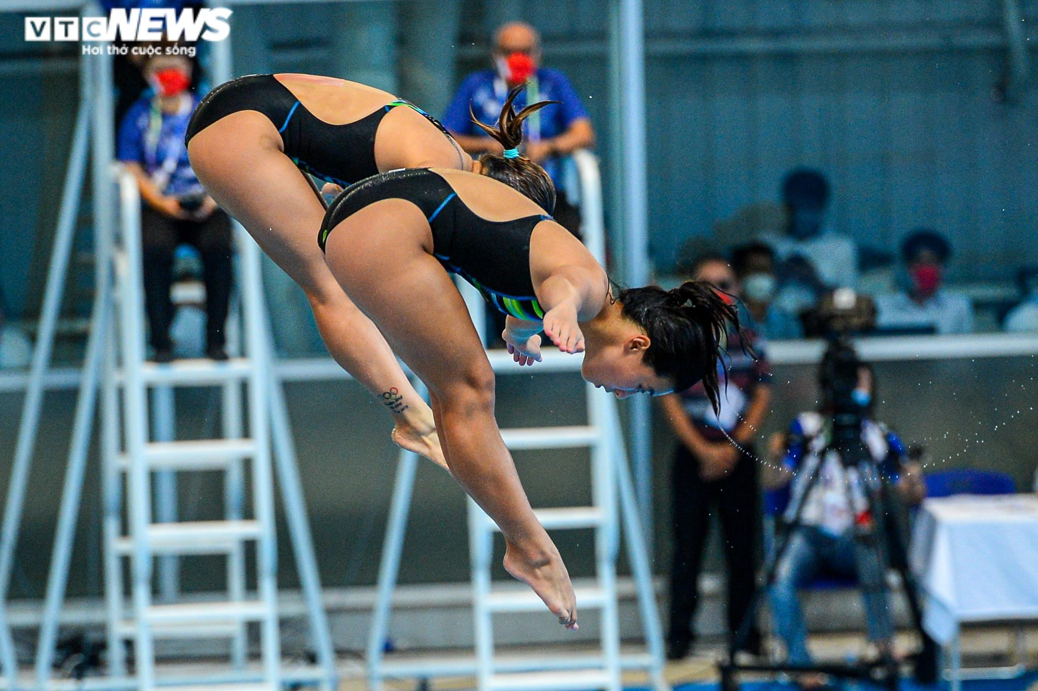 Ảnh: Pha nhảy cầu 0 điểm của Tùng Dương ở SEA Games 31 - 9