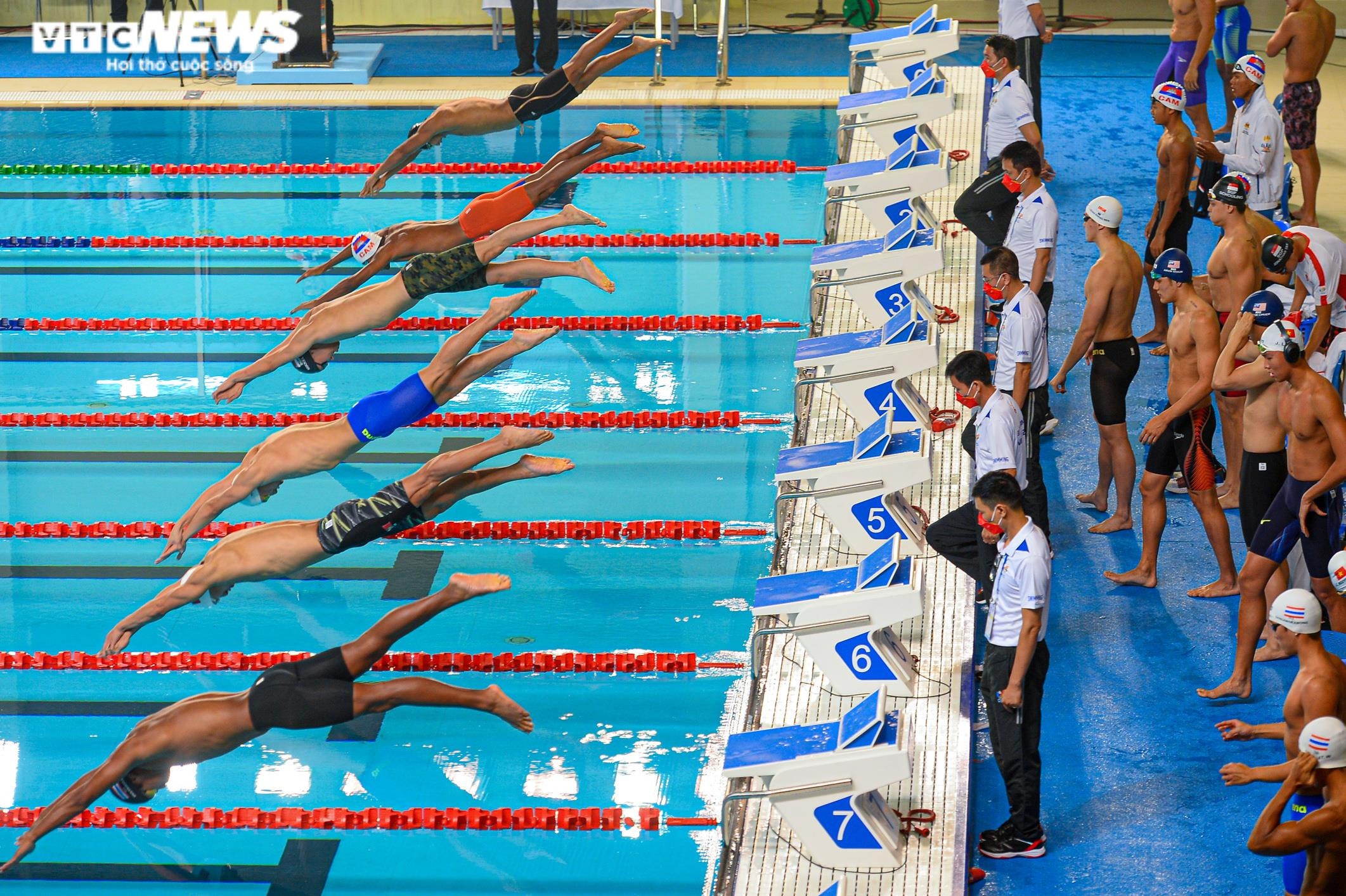 Xem Phạm Thanh Bảo phá kỷ lục SEA Games, giành HCV lịch sử cho bơi Việt Nam - 10