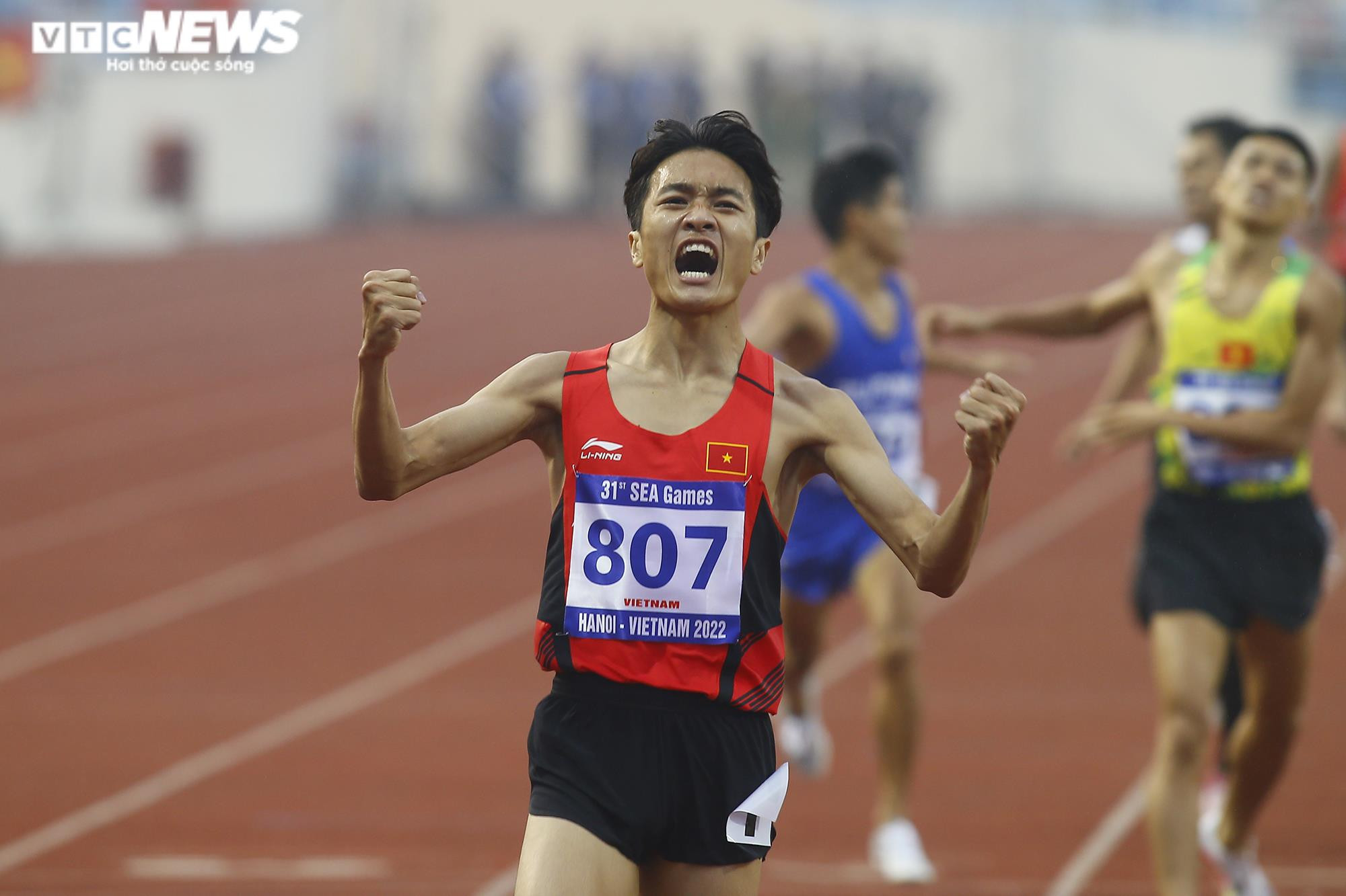 Điền kinh Việt Nam thống trị 3 đường chạy SEA Games 31 - 11