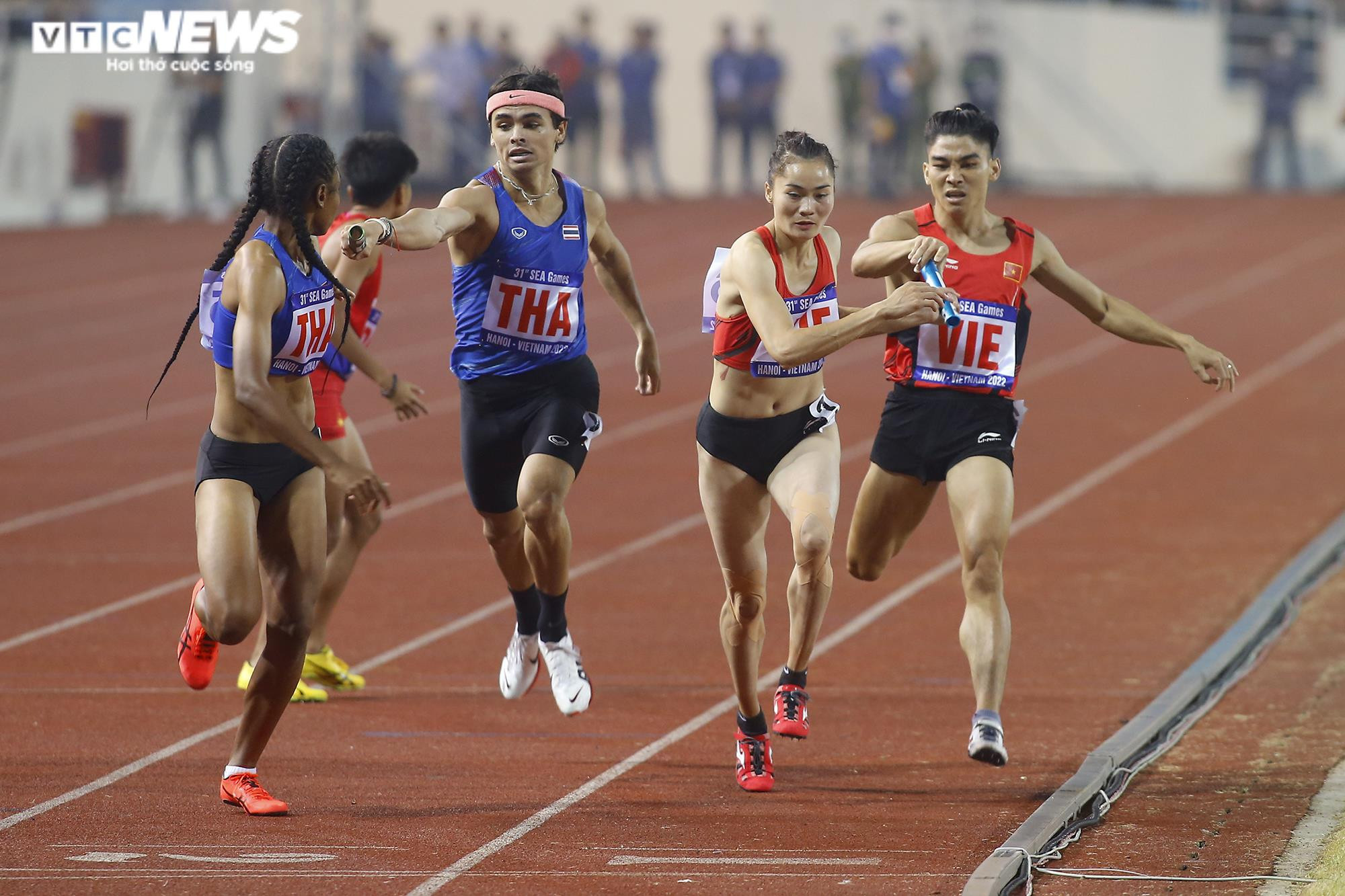 Điền kinh Việt Nam thống trị 3 đường chạy SEA Games 31 - 15