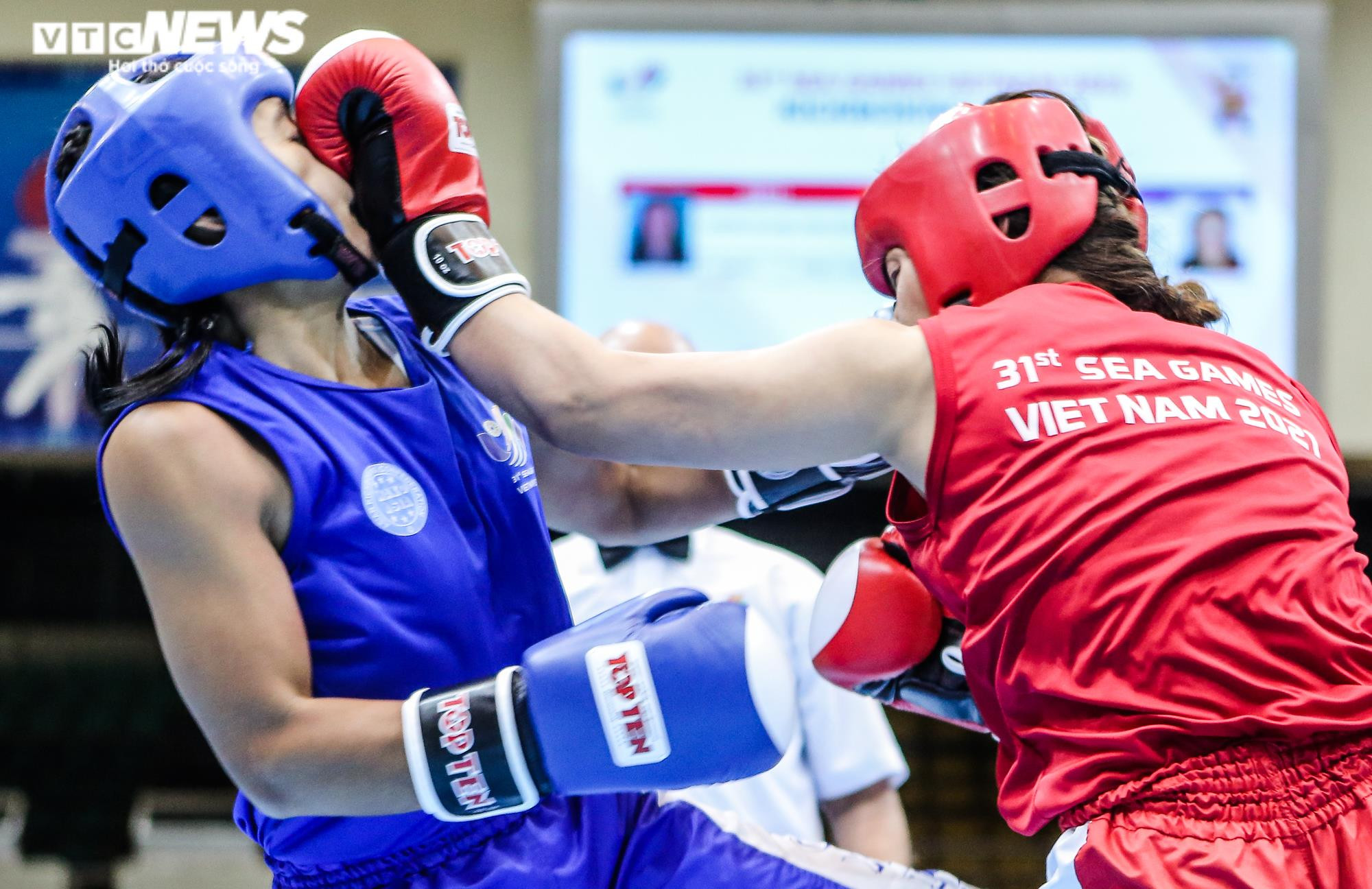 Ảnh: Cơn mưa HCV môn Kickboxing Việt Nam tại SEA Games 31 - 9