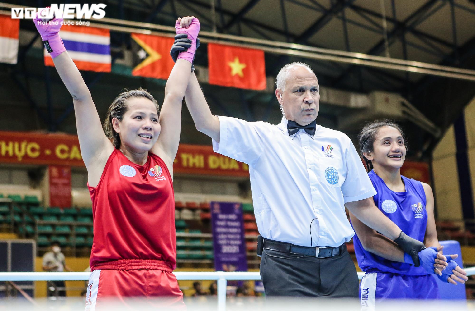 Ảnh: Cơn mưa HCV môn Kickboxing Việt Nam tại SEA Games 31 - 11