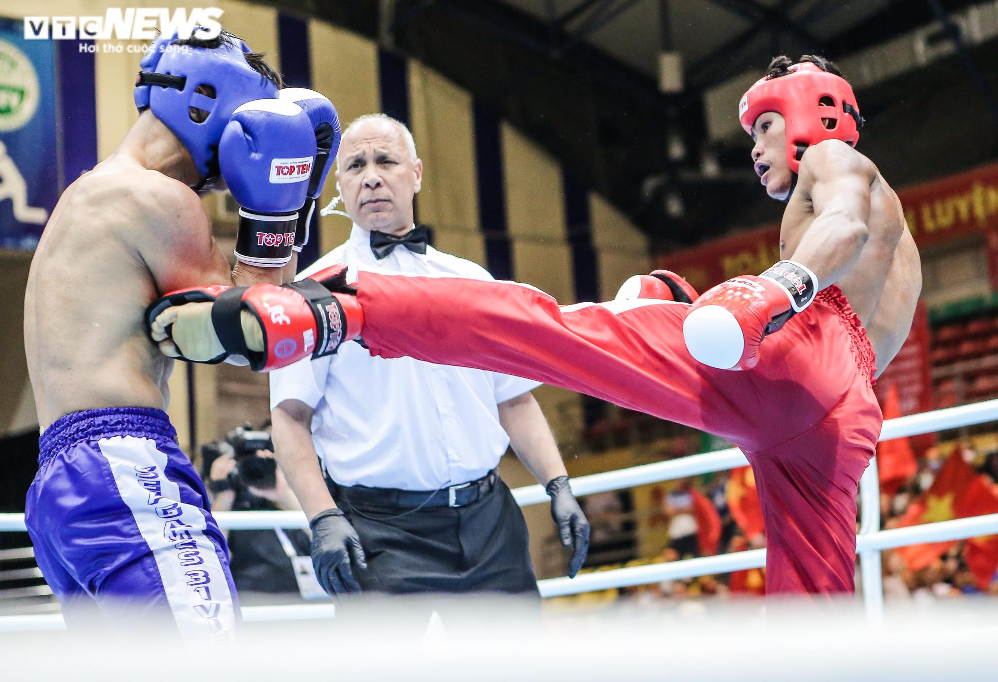 Ảnh: Cơn mưa HCV môn Kickboxing Việt Nam tại SEA Games 31 - 13