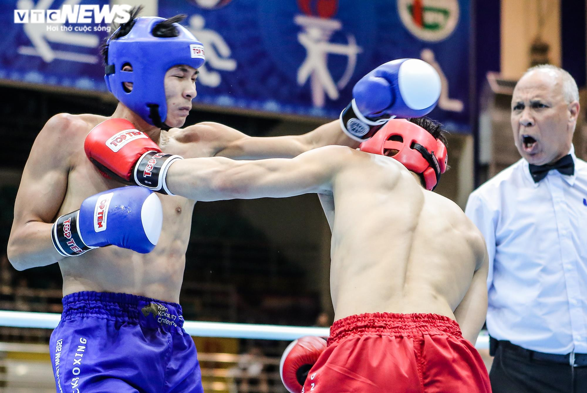 Ảnh: Cơn mưa HCV môn Kickboxing Việt Nam tại SEA Games 31 - 17
