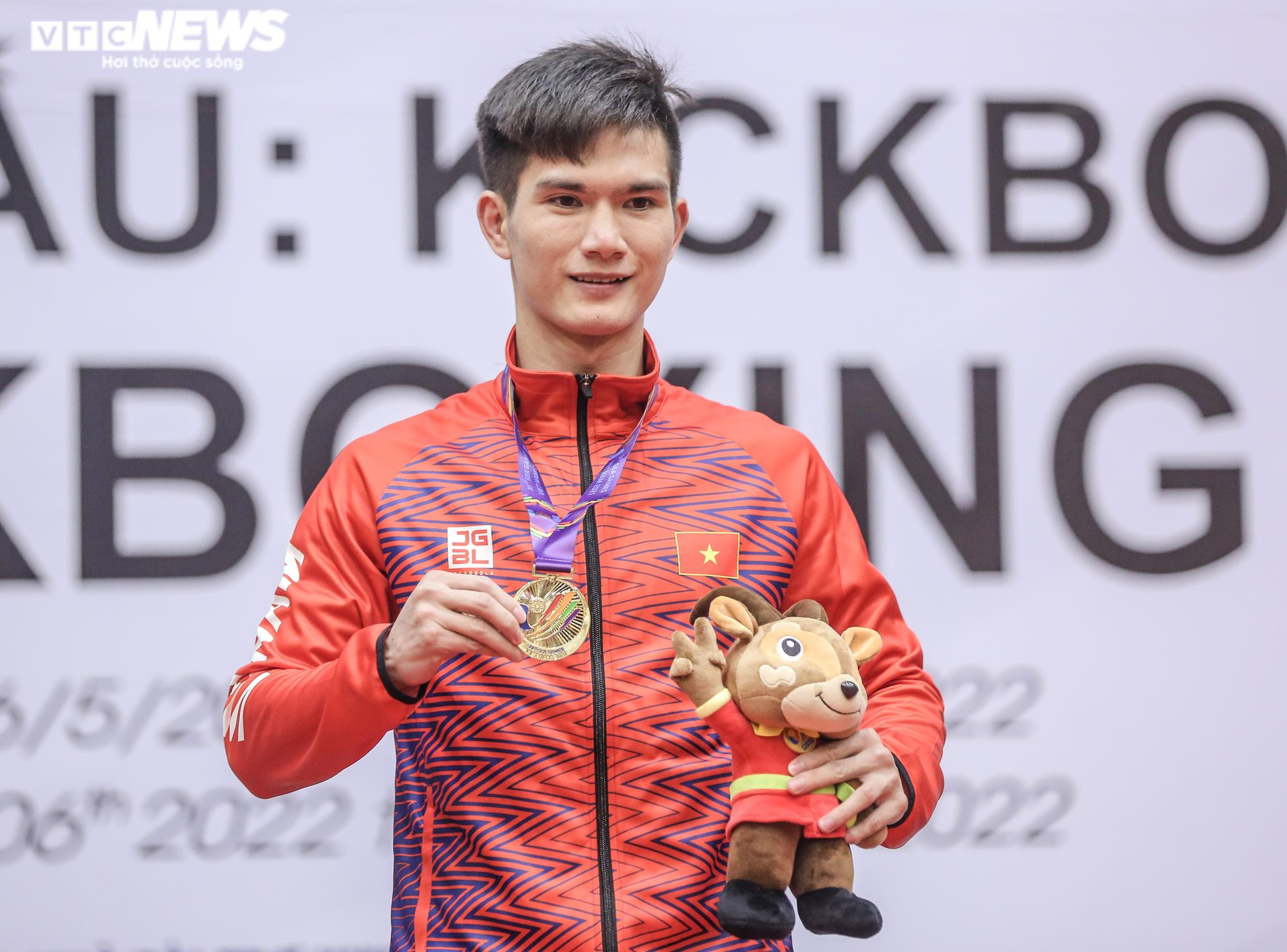 Ảnh: Cơn mưa HCV môn Kickboxing Việt Nam tại SEA Games 31 - 19