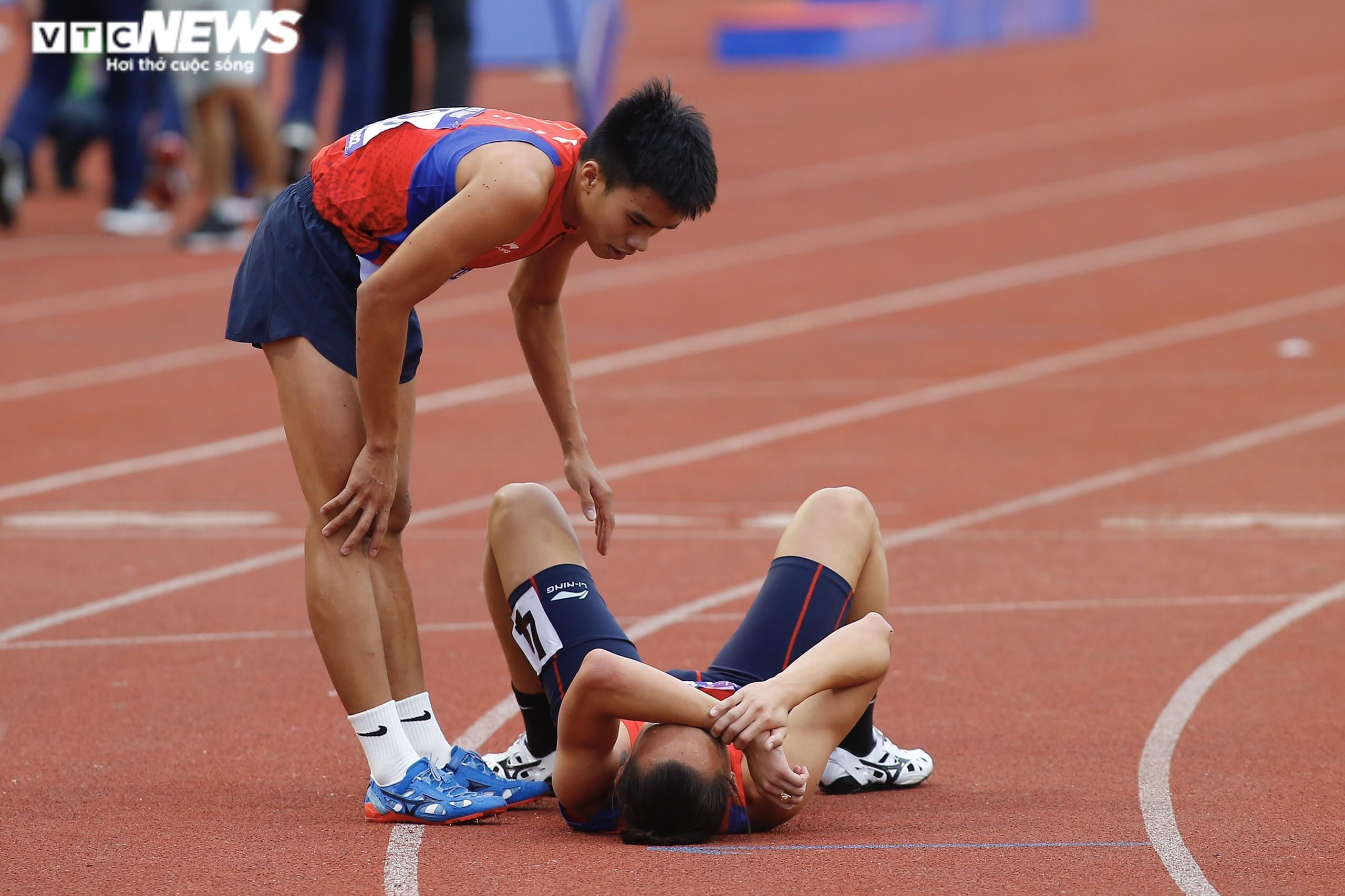 Hụt huy chương SEA Games 31, Trần Nhật Hoàng ôm mẹ khóc nức nở - 5