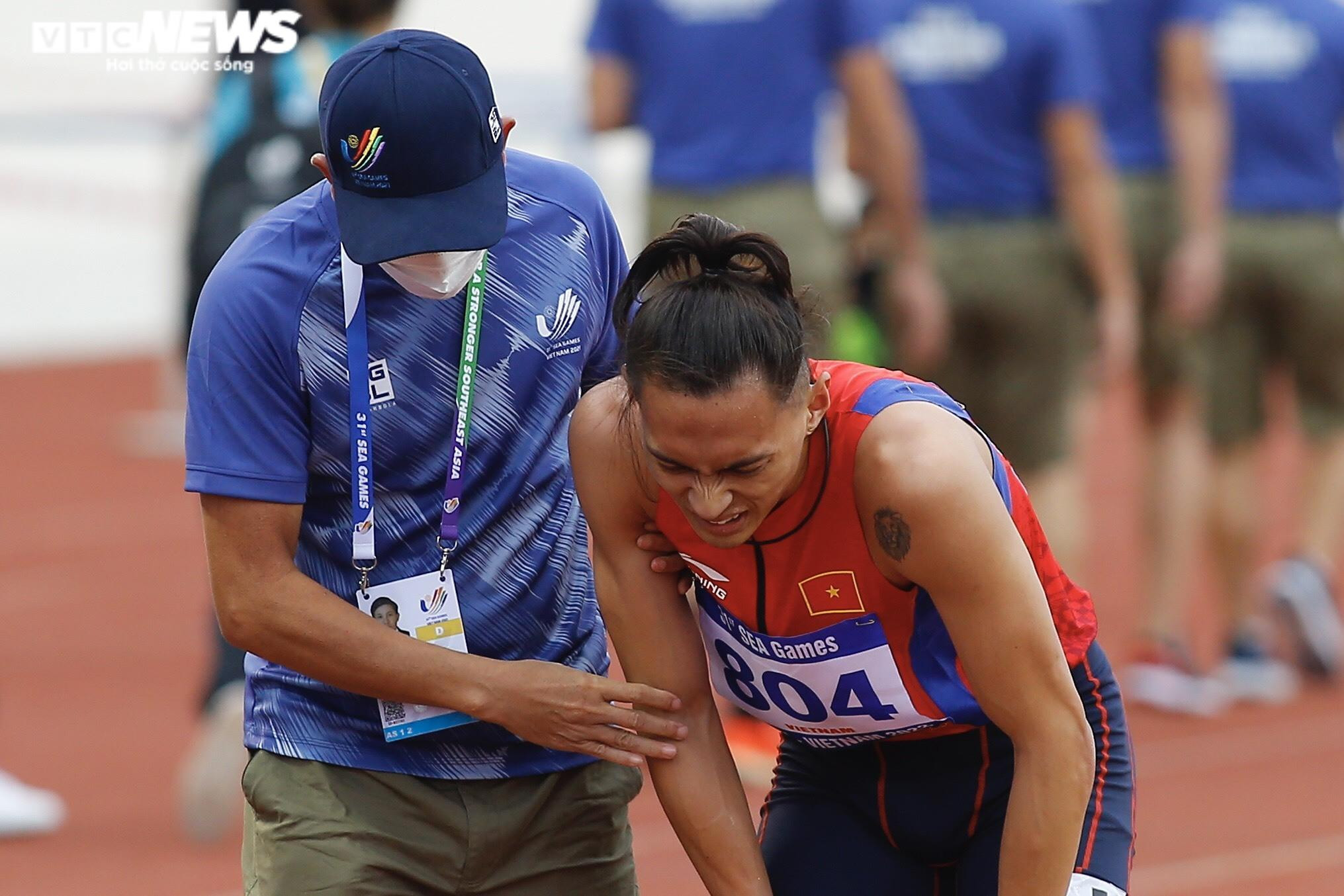 Hụt huy chương SEA Games 31, Trần Nhật Hoàng ôm mẹ khóc nức nở - 6