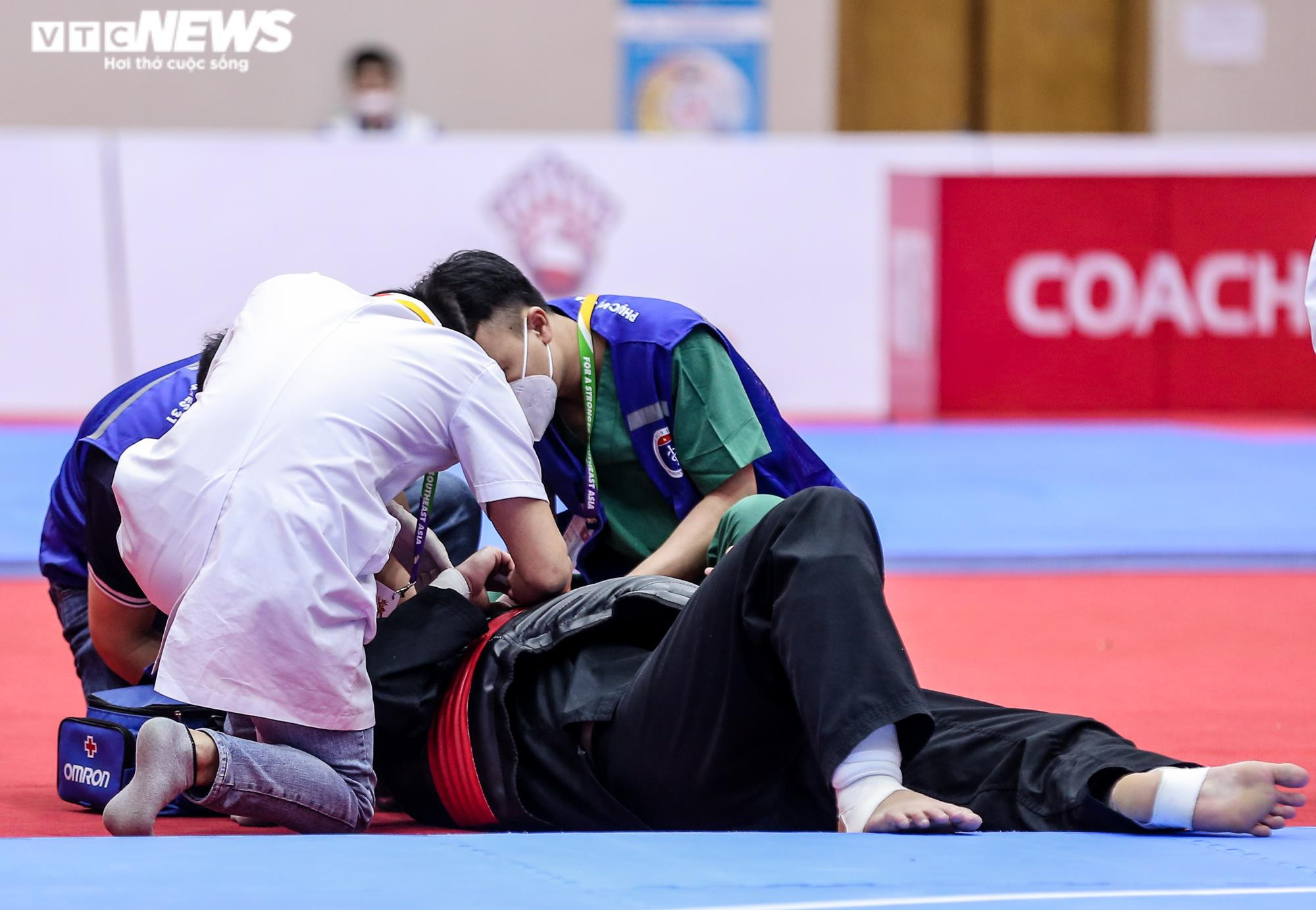 Ảnh: Võ sĩ Việt Nam ra đòn hóc hiểm, đối thủ thất bại rơi nước mắt - 8