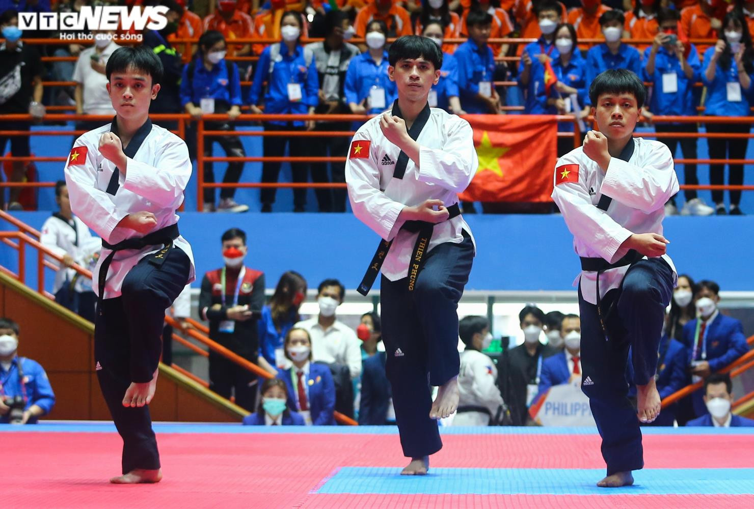 Châu Tuyết Vân tỏa sáng, tuyển taekwondo Việt Nam hoàn tất ngày vàng - 7