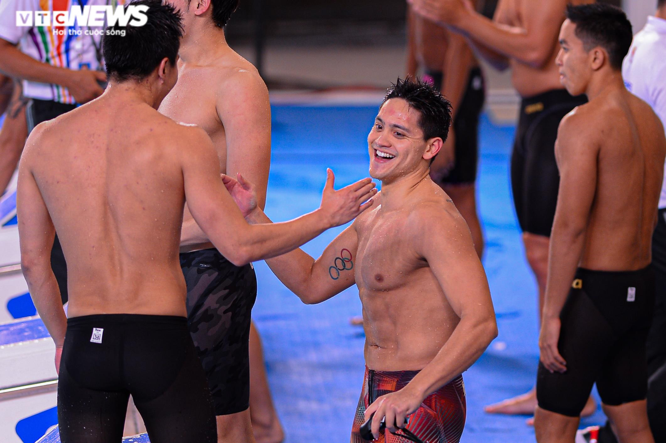 Vẻ đẹp hút hồn của nam thần Joseph Schooling trên đường bơi SEA Games - 5