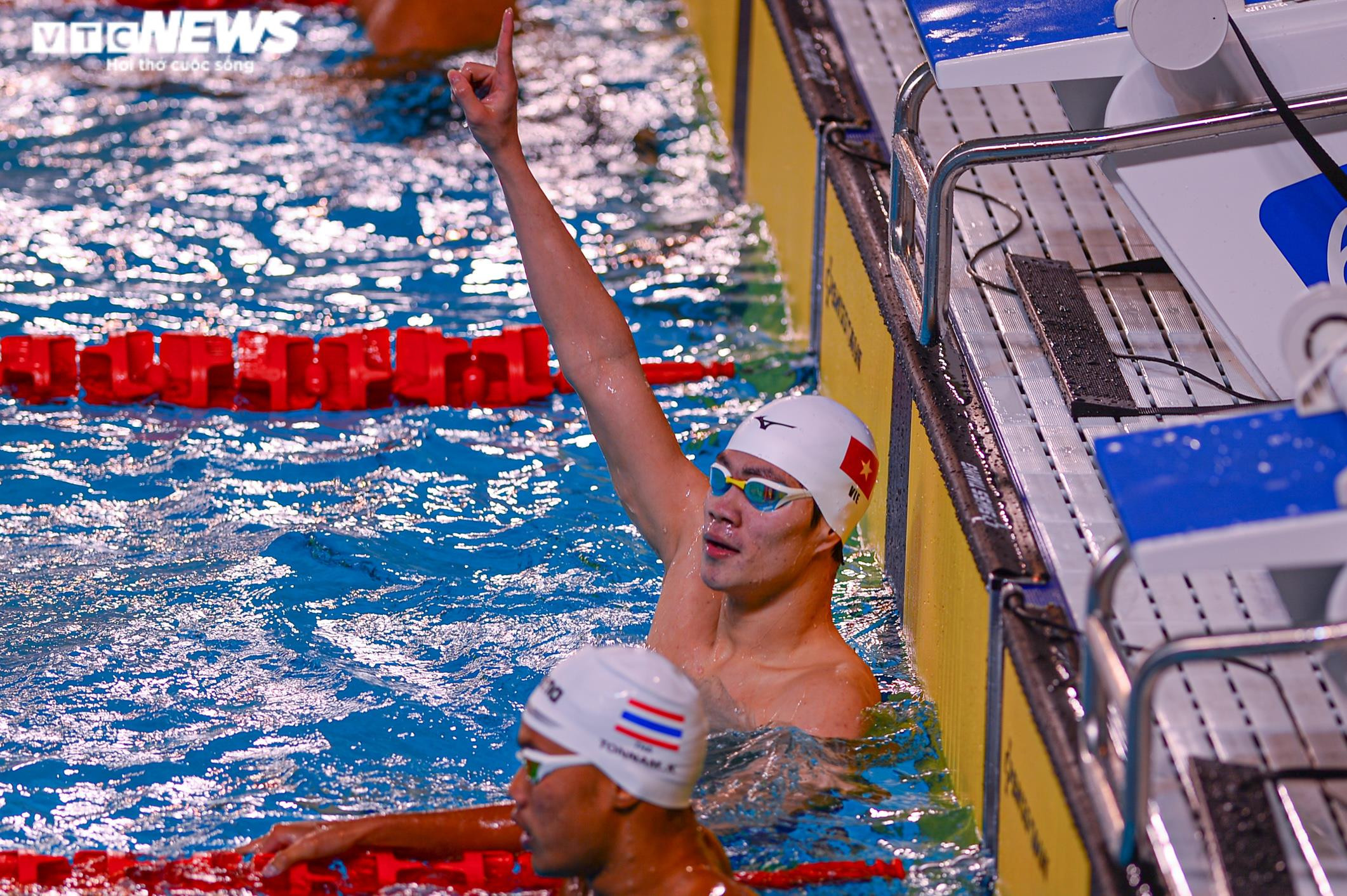 Ảnh: Kình ngư Hưng Nguyên nước rút thần tốc giành HCV SEA Games - 4