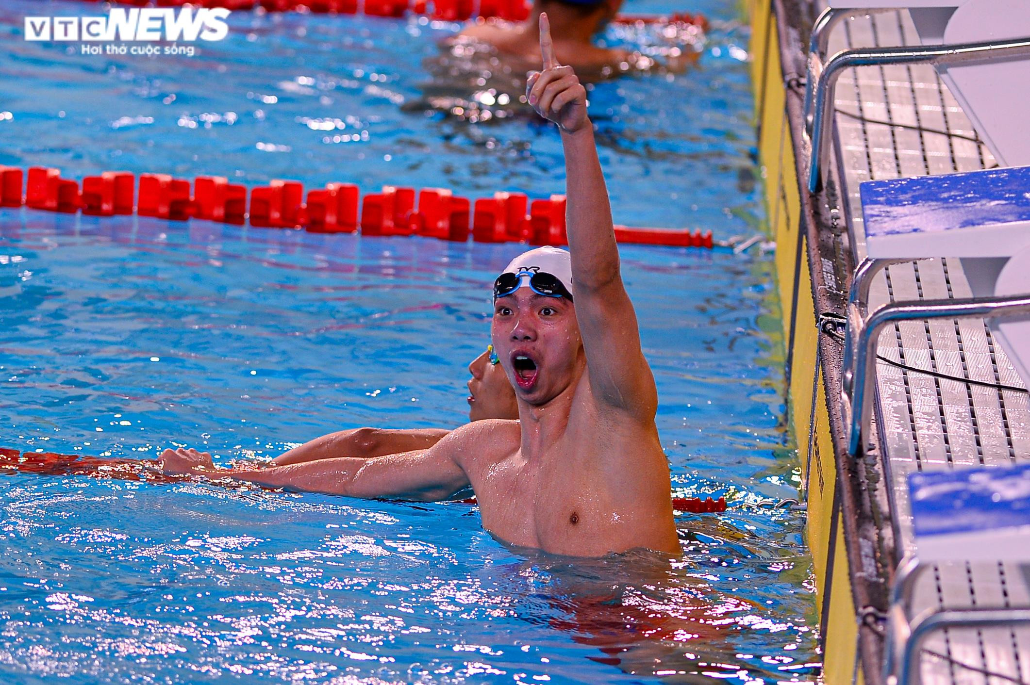 Ảnh: Kình ngư Hưng Nguyên nước rút thần tốc giành HCV SEA Games - 10