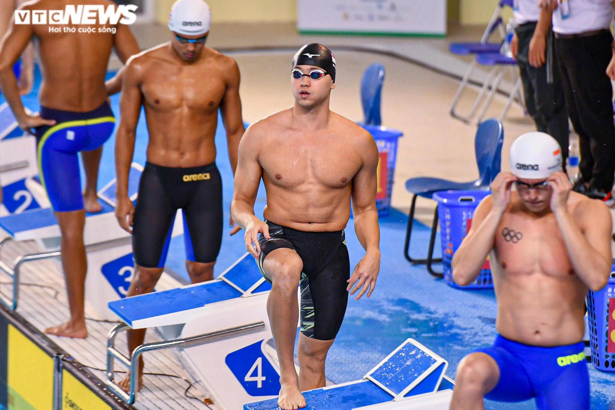 Vẻ đẹp hút hồn của nam thần Joseph Schooling trên đường bơi SEA Games - 9