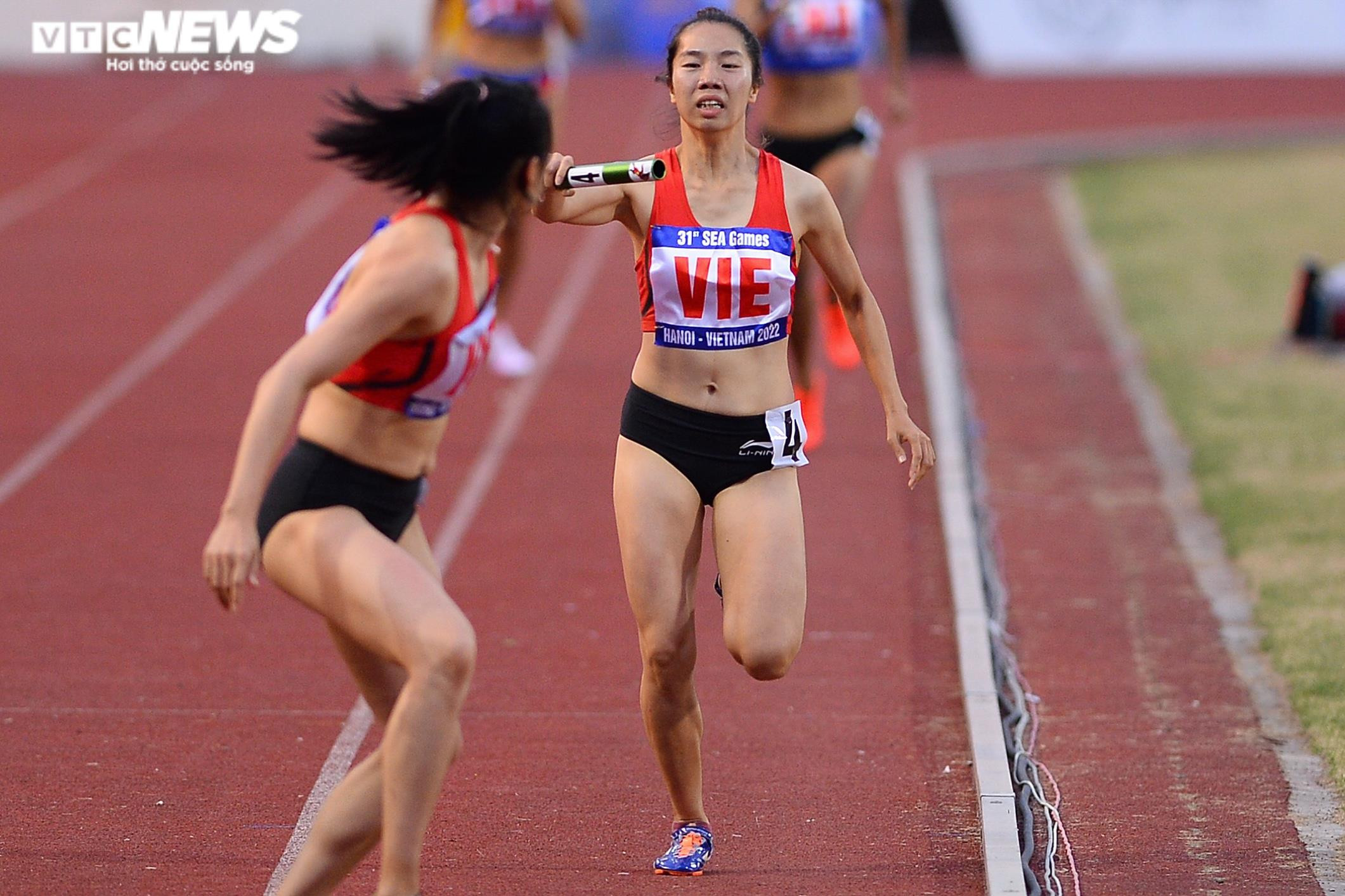 Áp đảo Thái Lan, điền kinh Việt Nam thống trị đường chạy 4x400m nữ - 6