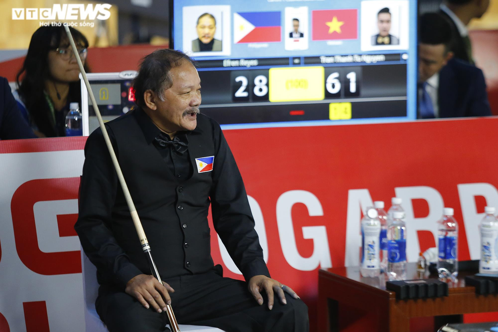 'Phù thuỷ' Efren Reyes trầm trồ trước đường cơ ảo diệu của cao thủ Việt Nam - 7