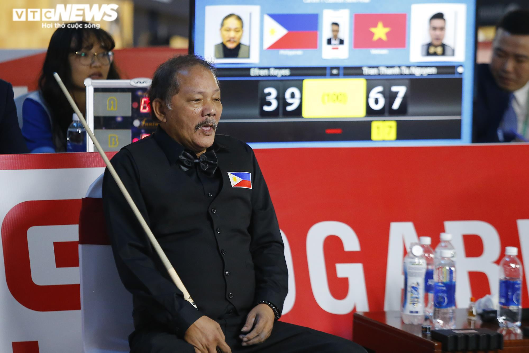 'Phù thuỷ' Efren Reyes trầm trồ trước đường cơ ảo diệu của cao thủ Việt Nam - 5