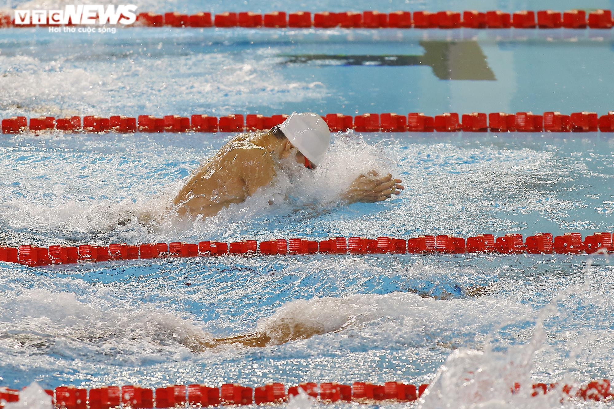 Ngôi sao tuyển bơi Việt Nam nhanh hơn đối thủ 3% giây, giành HCV nghẹt thở - 3