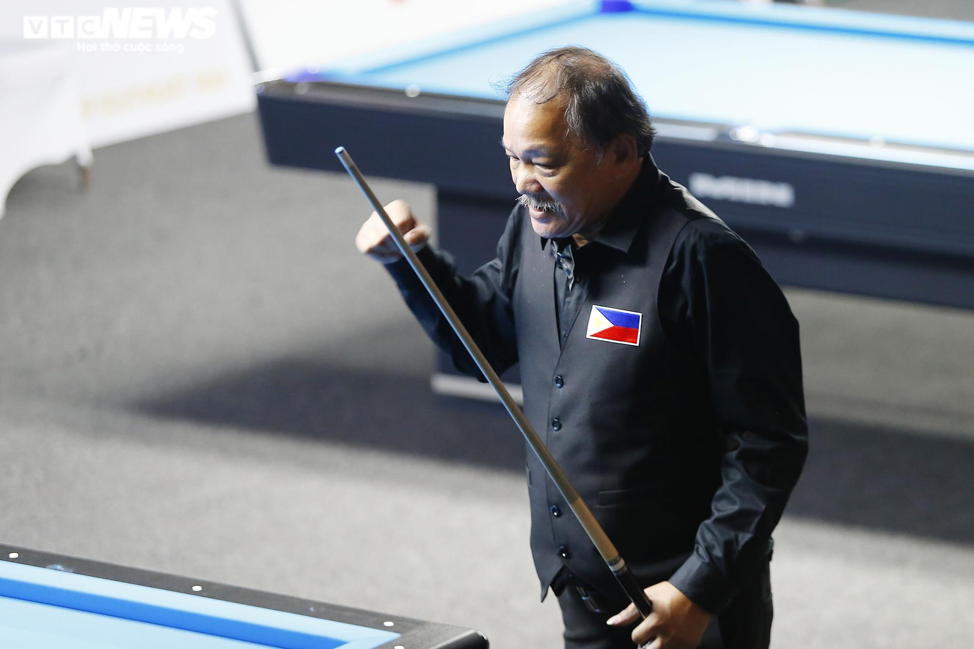 'Phù thuỷ' Efren Reyes trầm trồ trước đường cơ ảo diệu của cao thủ Việt Nam - 8