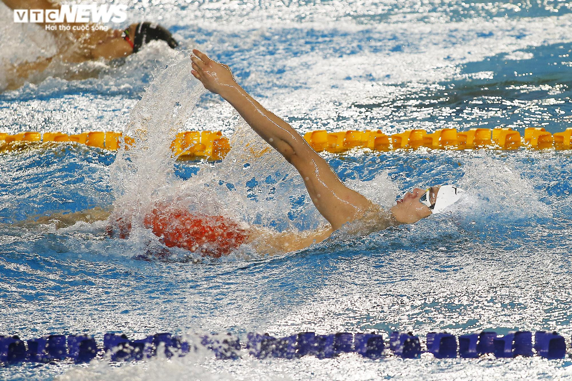Ngôi sao tuyển bơi Việt Nam nhanh hơn đối thủ 3% giây, giành HCV nghẹt thở - 11