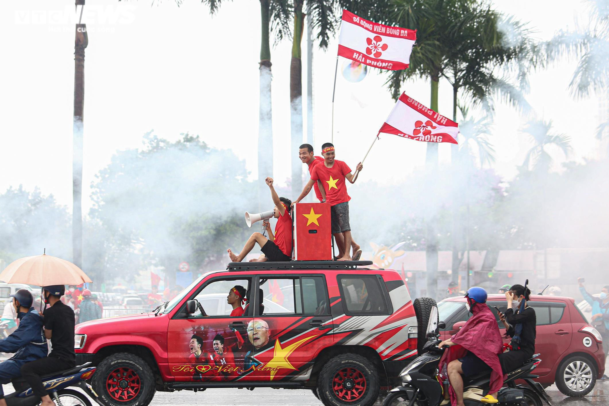 Vạn người đổ về sân Mỹ Đình cổ vũ U23 Việt Nam đại chiến U23 Thái Lan - 3