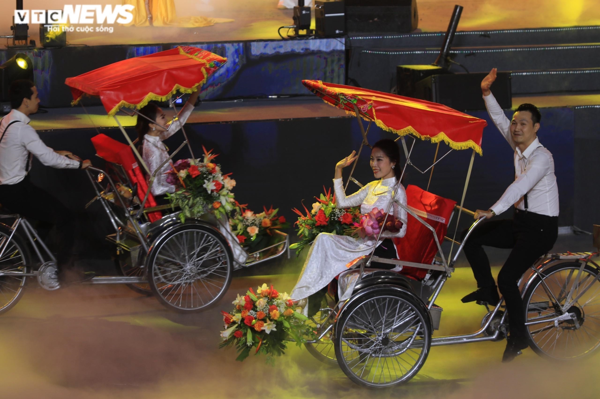 Bế mạc SEA Games 31, hẹn gặp lại ở Campuchia 2023 - 2