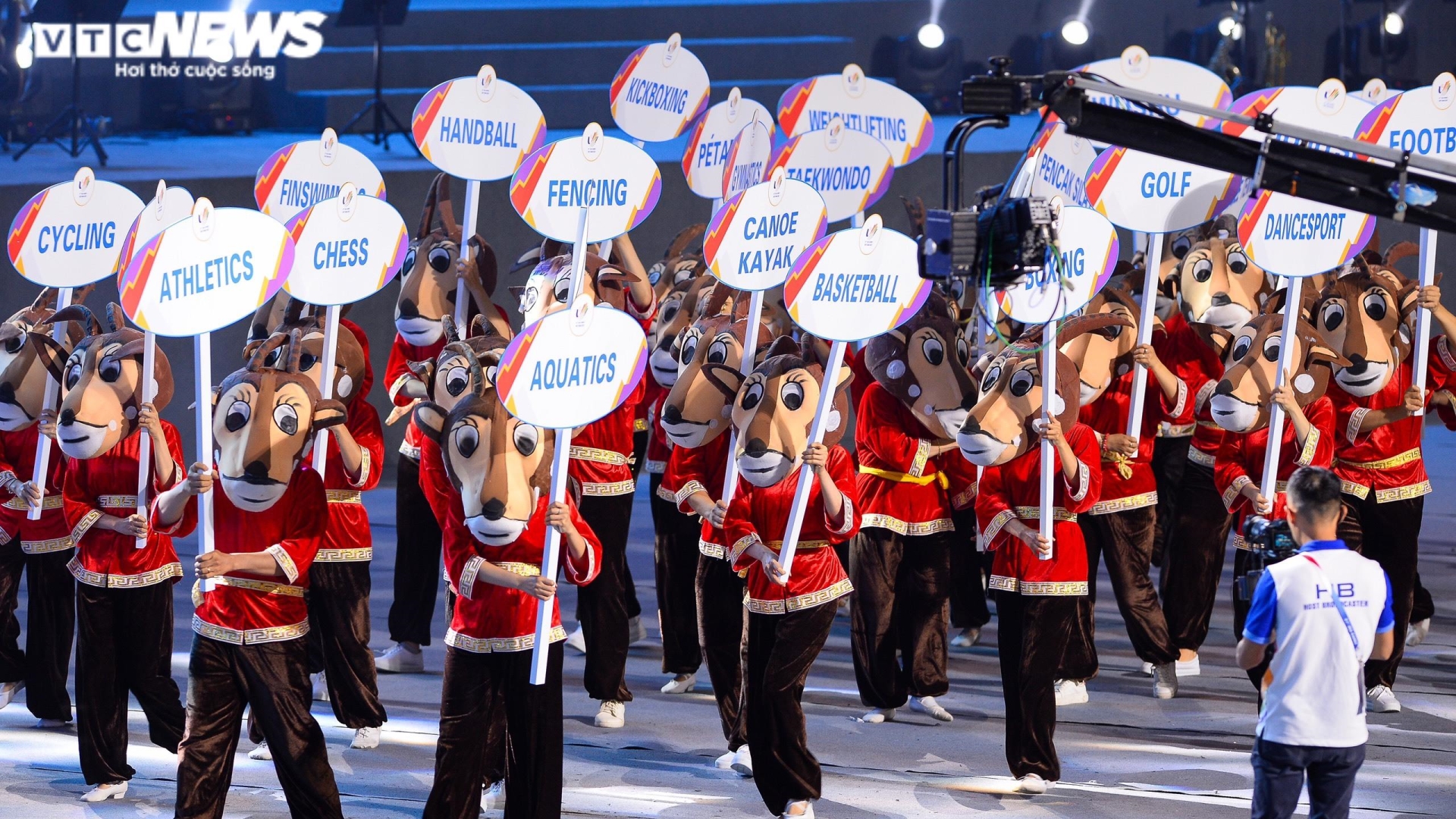 Bế mạc SEA Games 31, hẹn gặp lại ở Campuchia 2023 - 6