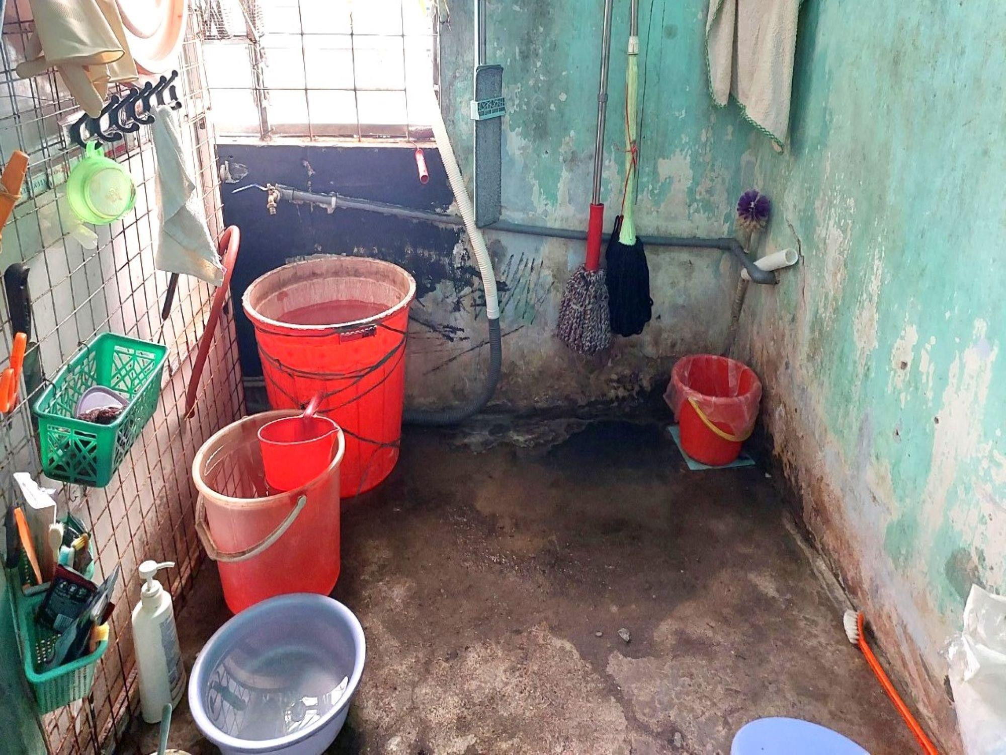 Nỗi khổ của người dân trong khu nhà 'ổ chuột' giữa thành phố Đà Nẵng - 10