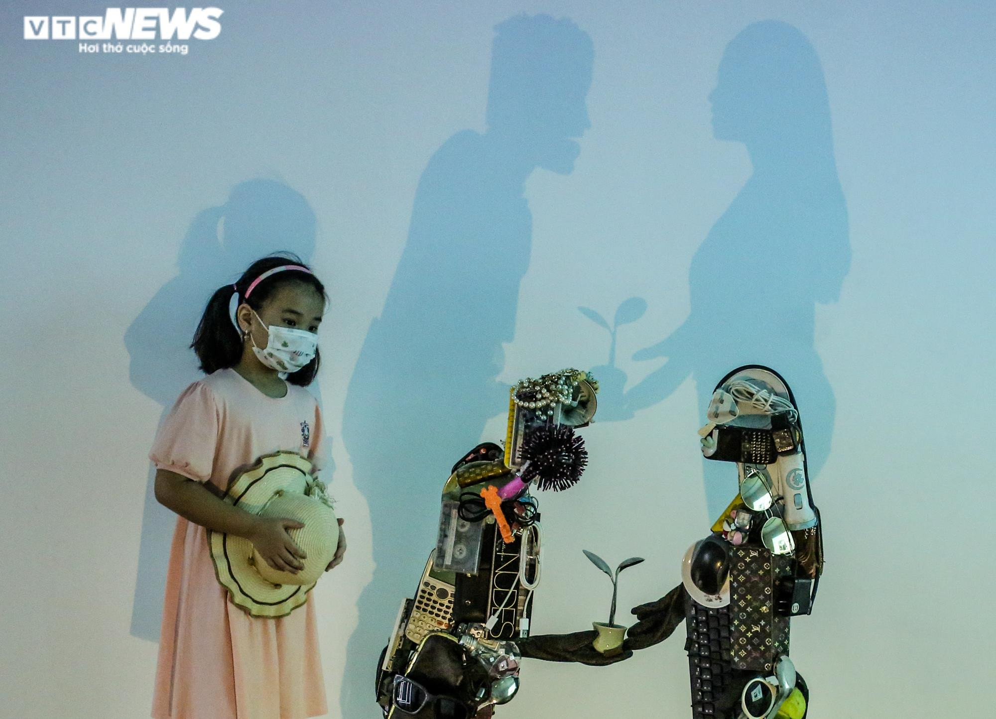 Ảnh: Chiêm ngưỡng những tác phẩm nghệ thuật chế tác từ đồ cũ - 9