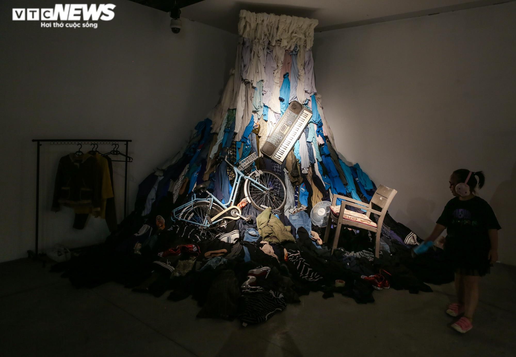 Ảnh: Chiêm ngưỡng những tác phẩm nghệ thuật chế tác từ đồ cũ - 3