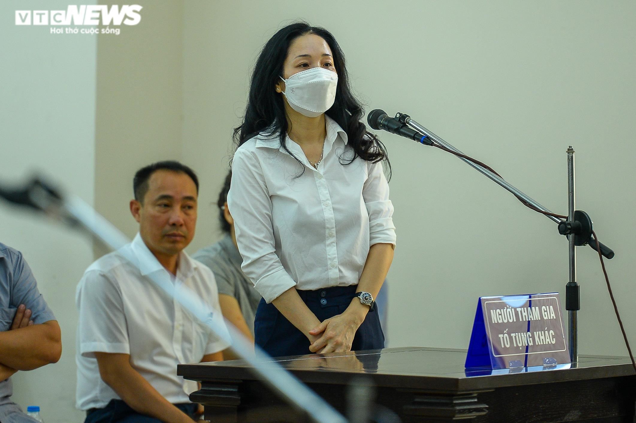 Ông Nguyễn Đức Chung xuất hiện tại tòa phúc thẩm vụ Redoxy-3C - 13