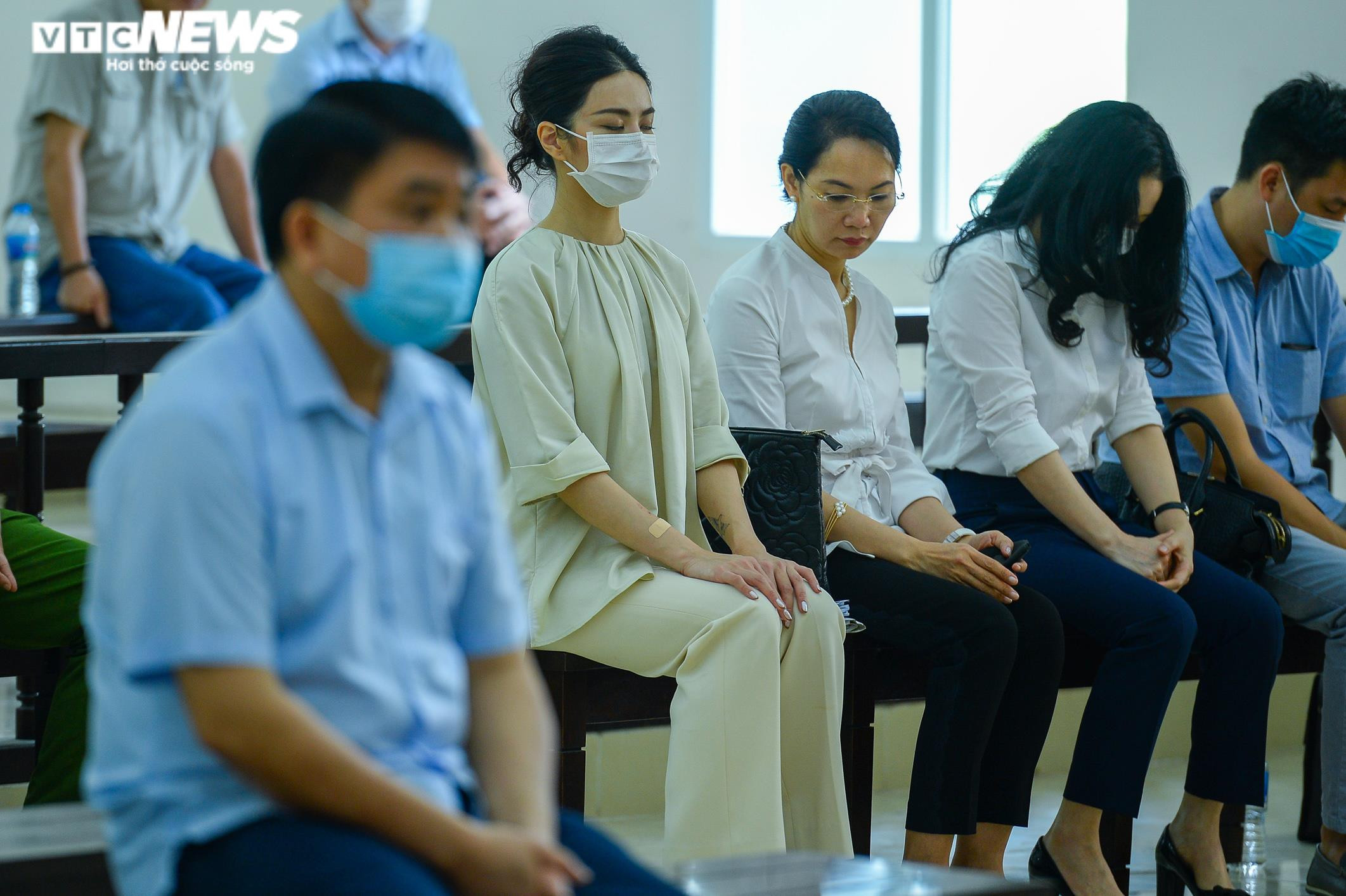 Ông Nguyễn Đức Chung xuất hiện tại tòa phúc thẩm vụ Redoxy-3C - 12