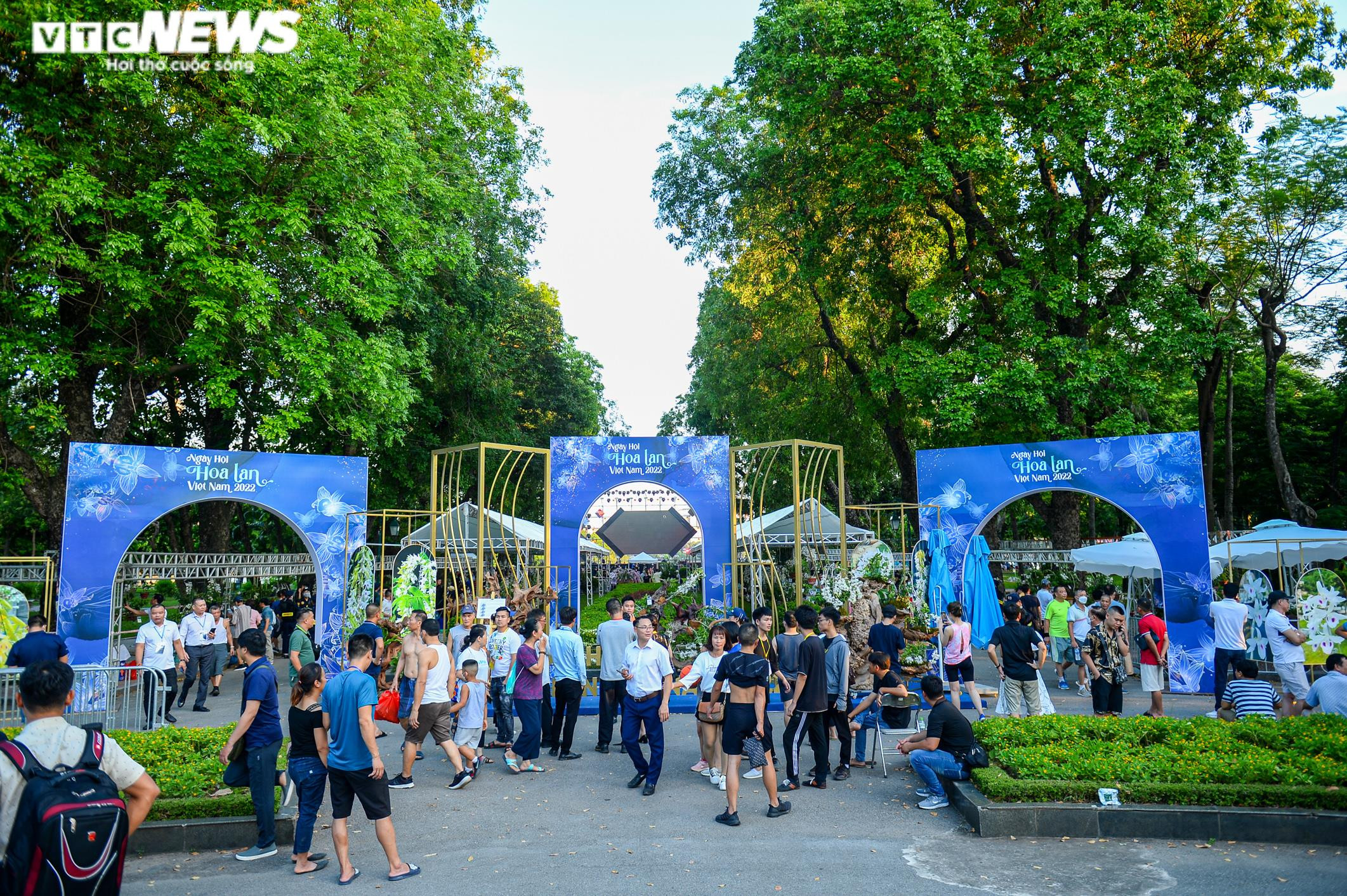 Chàng trai vượt hơn 1700km mang khao khát Lan Var ra Hà Nội - 1