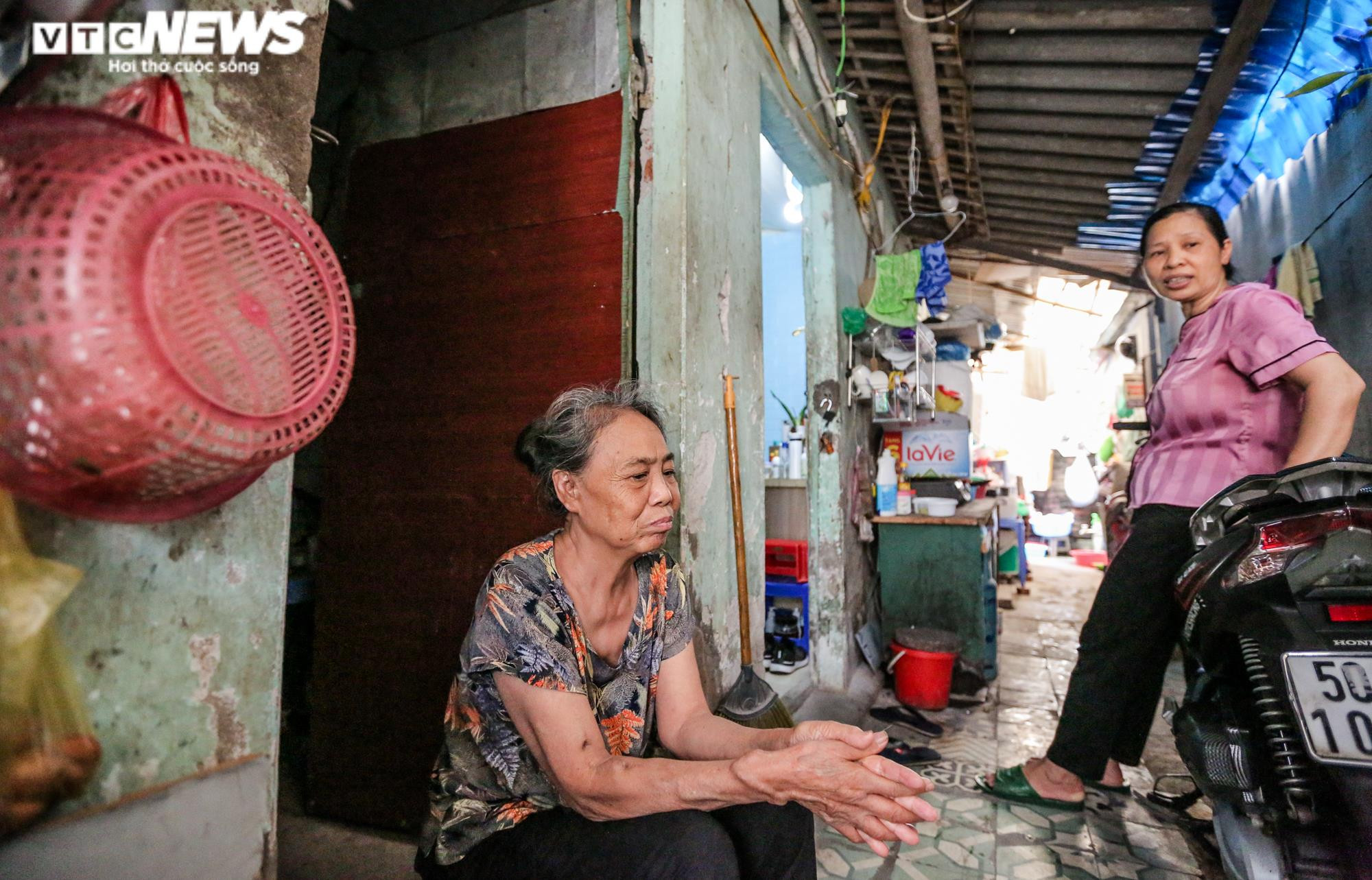 Xóm chạy thận oằn mình chống chọi nắng nóng đỉnh điểm, có điều hòa không dám bật - 13