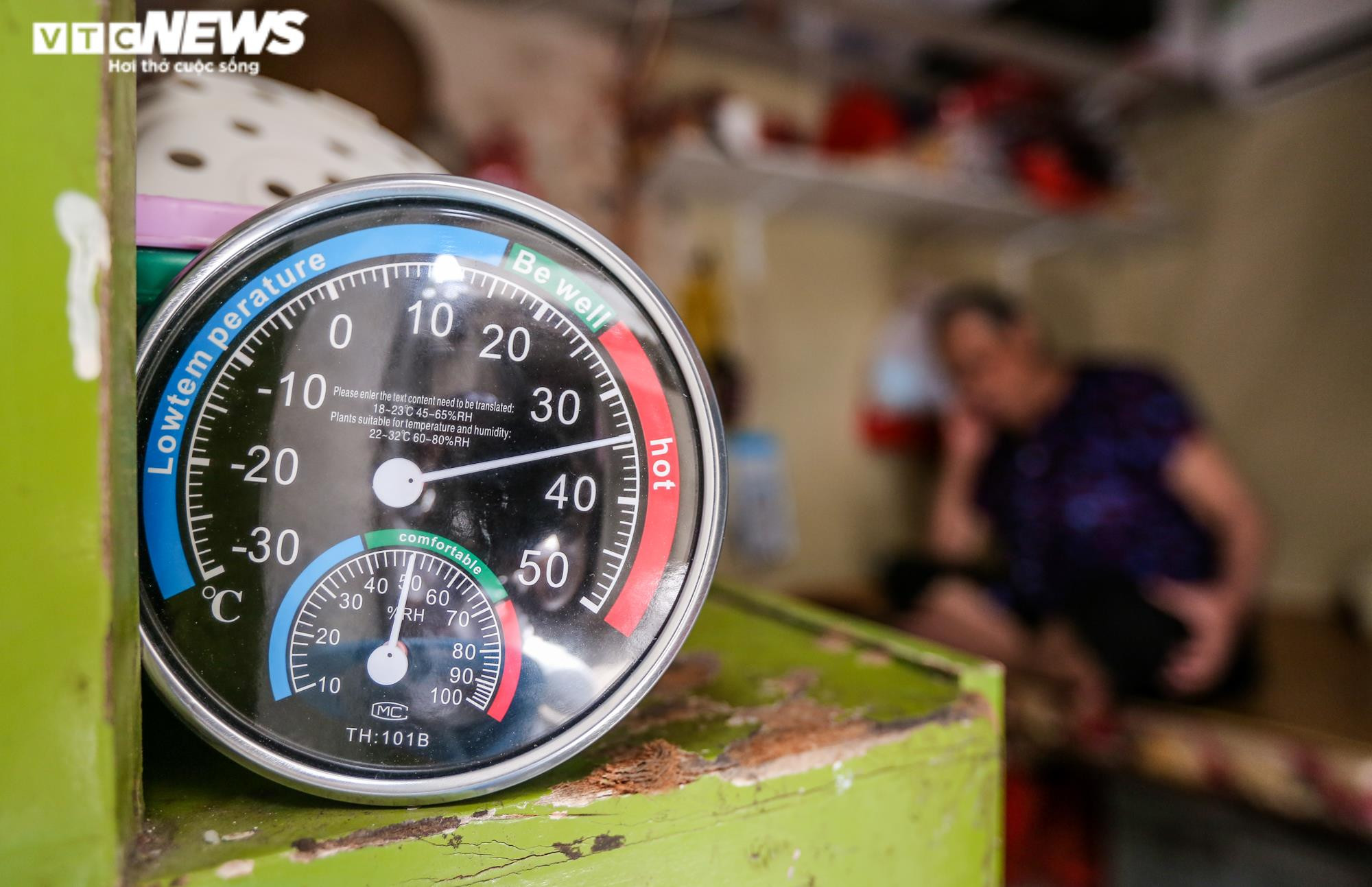 Xóm chạy thận oằn mình chống chọi nắng nóng đỉnh điểm, có điều hòa không dám bật - 3