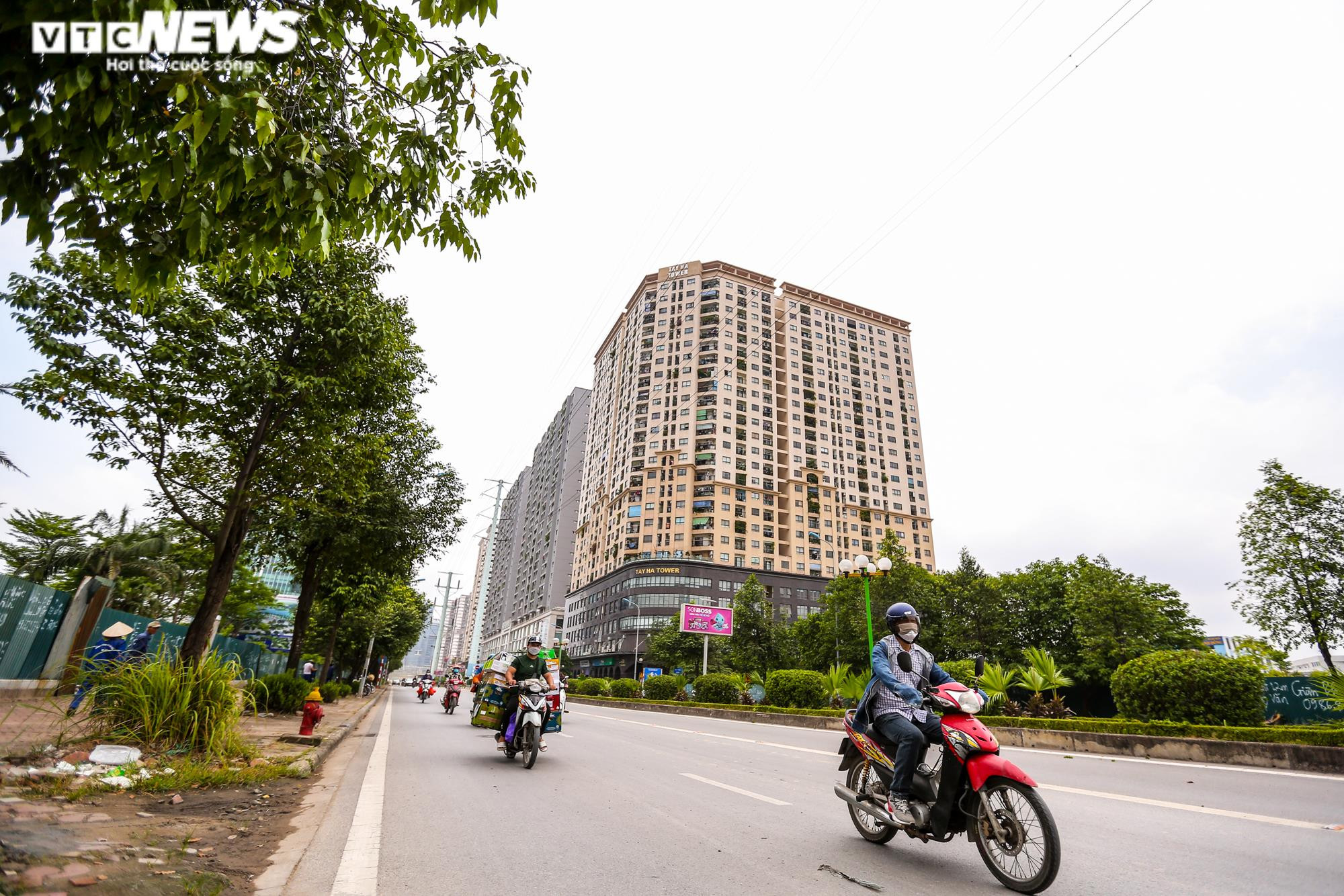 'Băm nát' quy hoạch ở Hà Nội: Dân than trời vì cảnh tắc đường, bụi mịt mù - 13