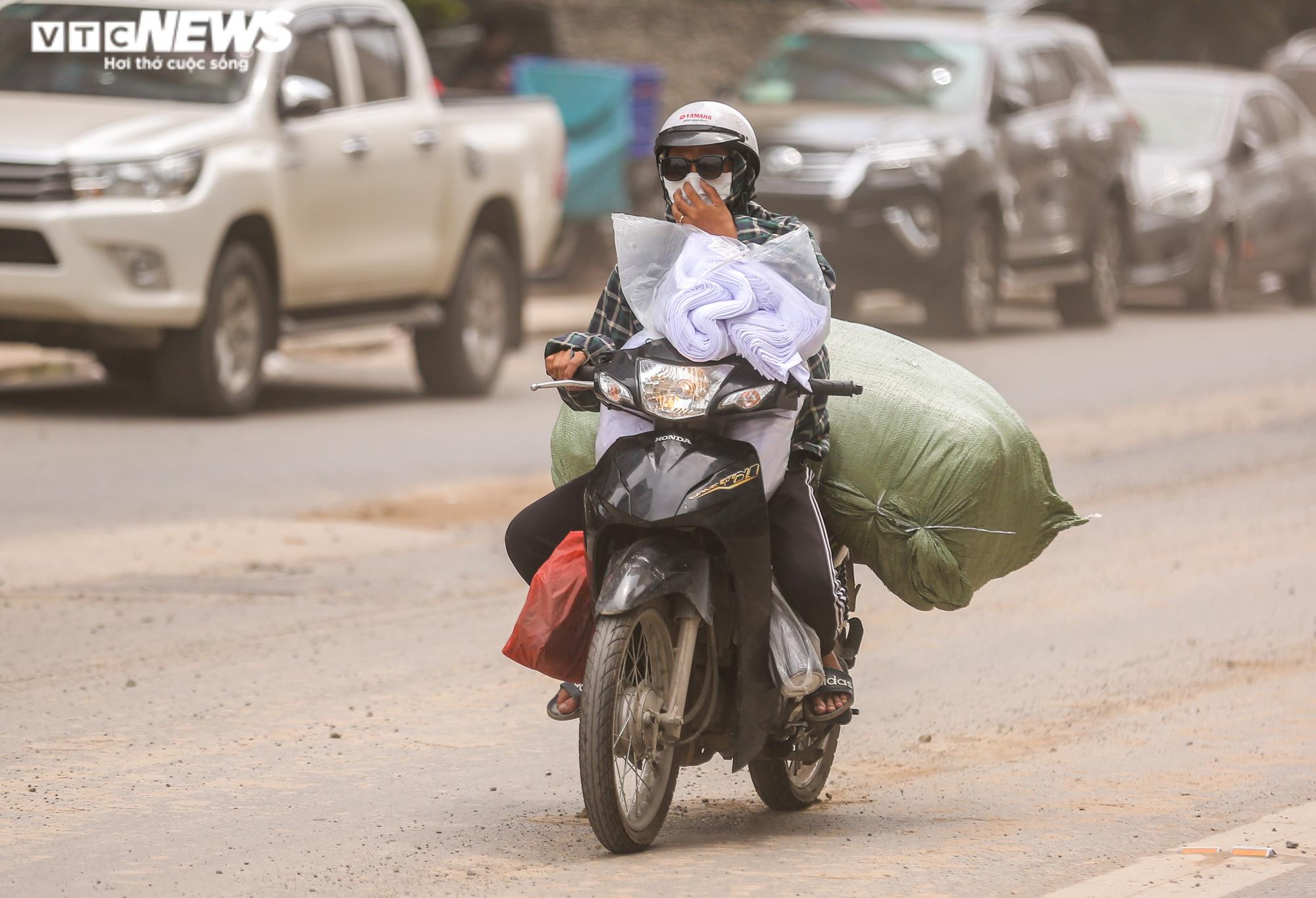'Băm nát' quy hoạch ở Hà Nội: Dân than trời vì cảnh tắc đường, bụi mịt mù - 7