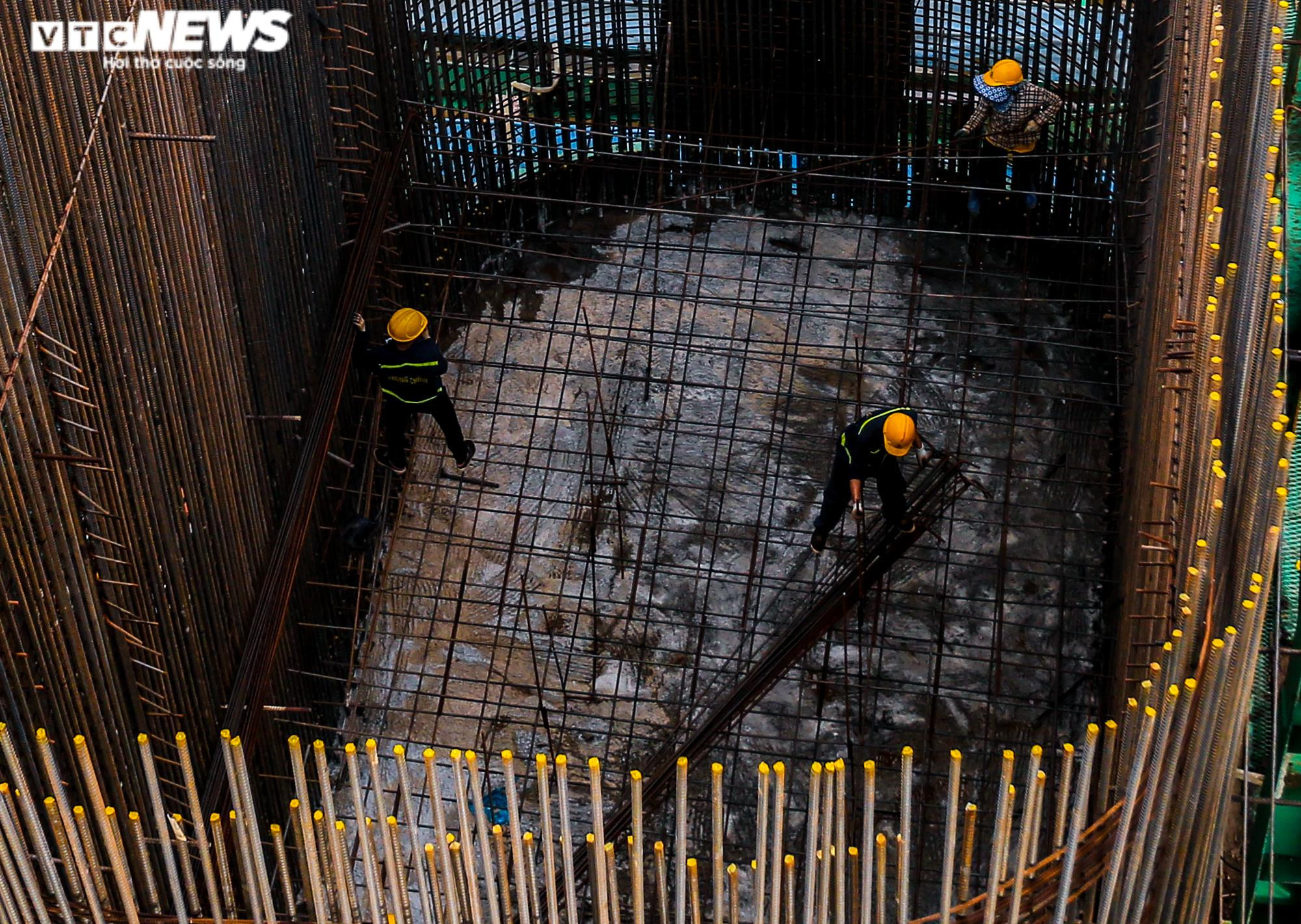 Ảnh: Hình hài cầu Vĩnh Tuy 2 sau gần hai năm xây dựng - 4