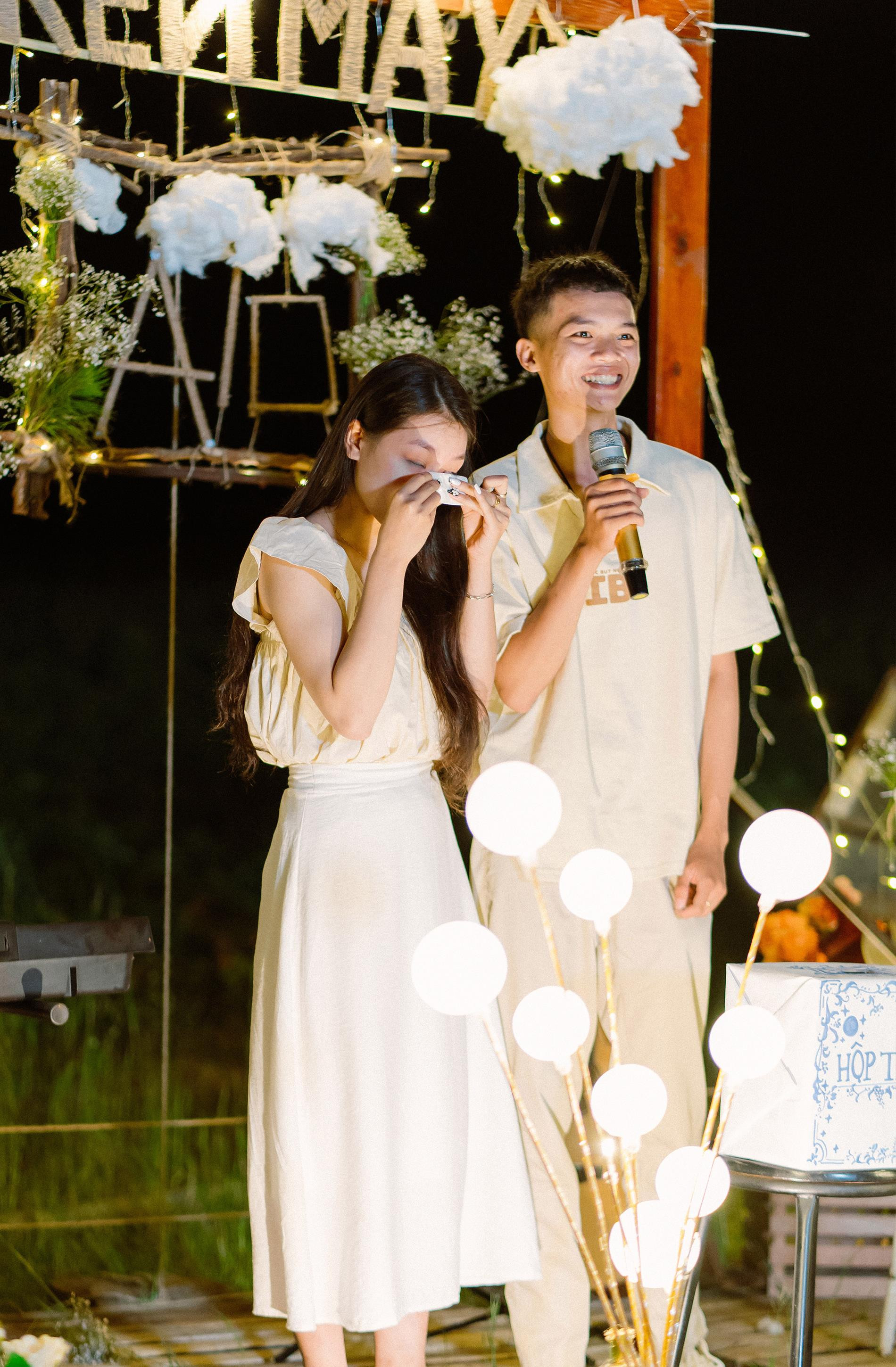 Học sinh Gia Lai thực hiện bộ ảnh kỷ yếu trong liveshow ca nhạc - 7