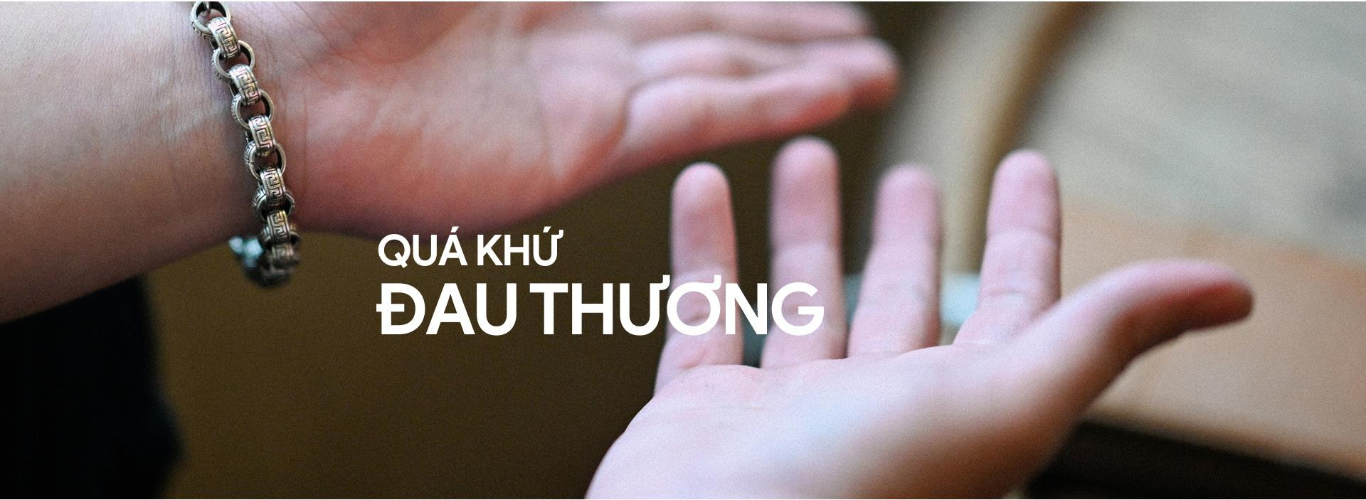 Đại dịch COVID-19 đi qua, bóng blouse trắng thầm lặng còn mãi - 1