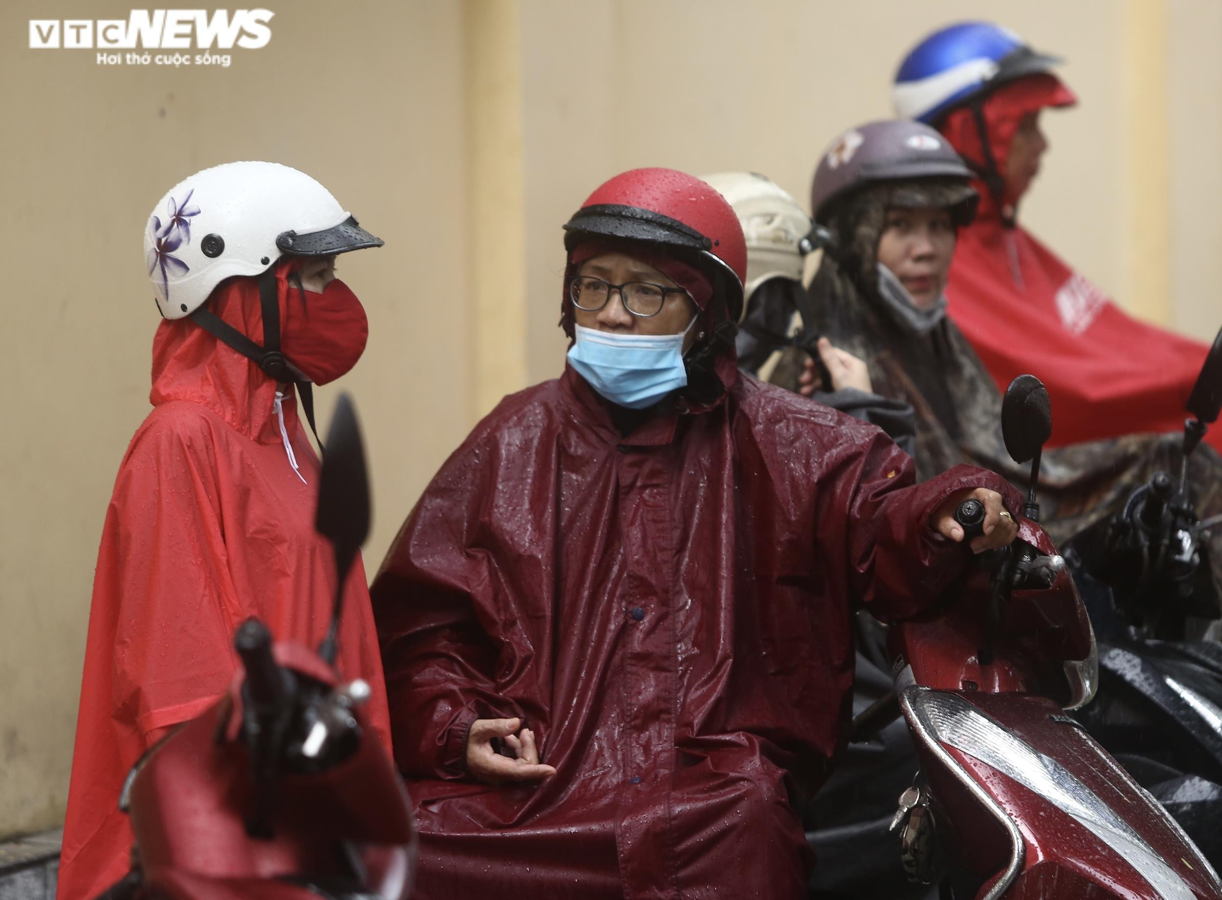 Hơn 1 triệu thí sinh cả nước làm thủ tục dự thi tốt nghiệp THPT 2022 - 22