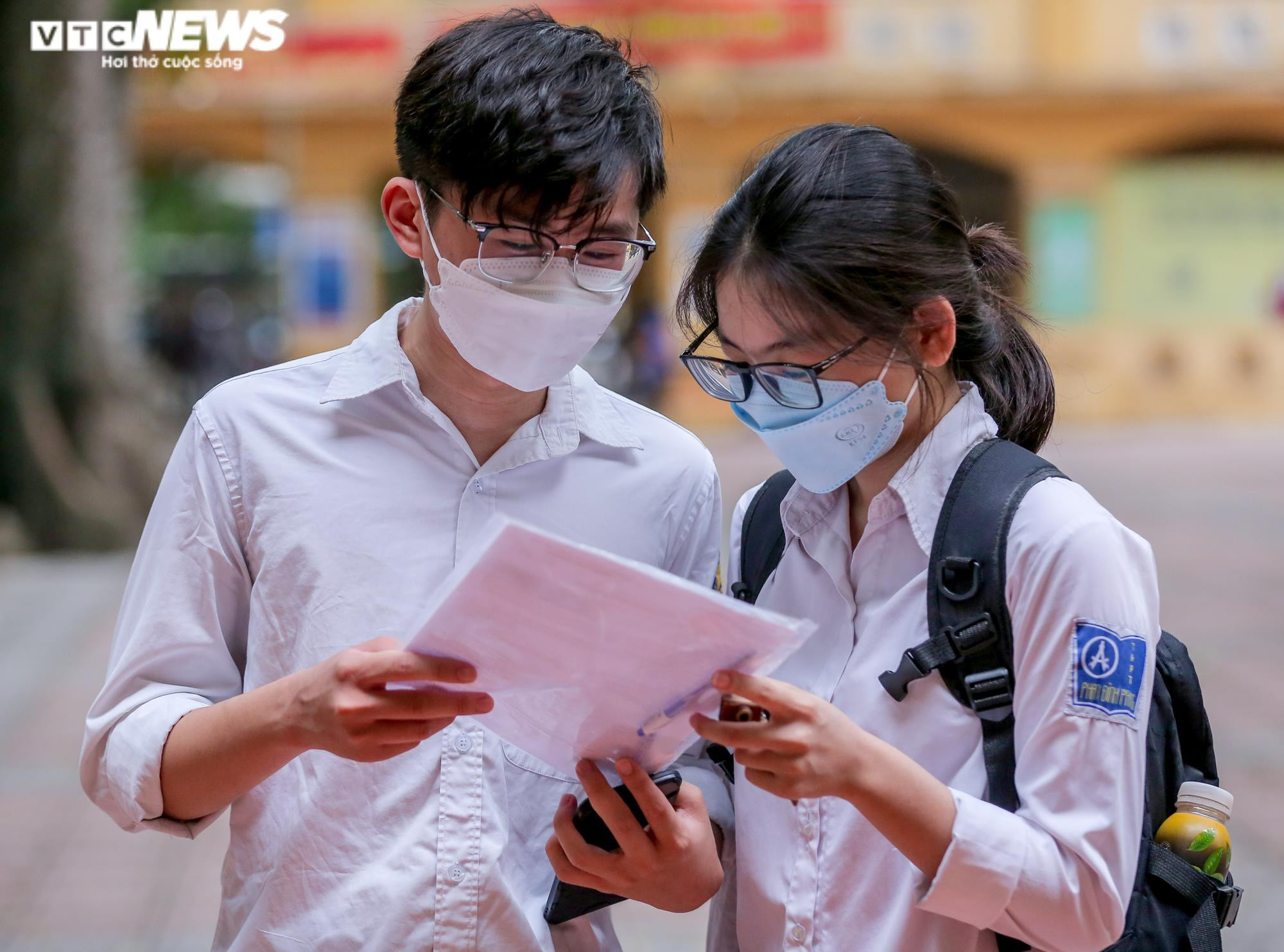 Hơn 1 triệu thí sinh cả nước làm thủ tục dự thi tốt nghiệp THPT 2022 - 9