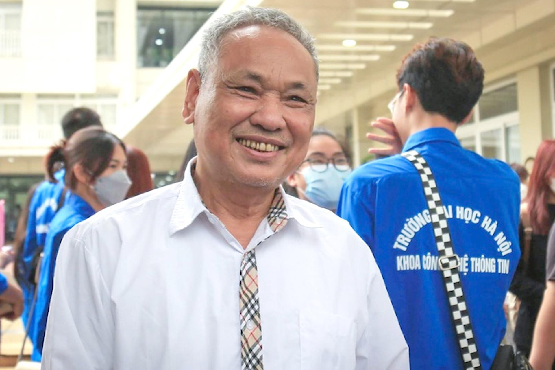 Những khoảnh khắc ấn tượng khép lại kỳ thi tốt nghiệp THPT 2022 - 12