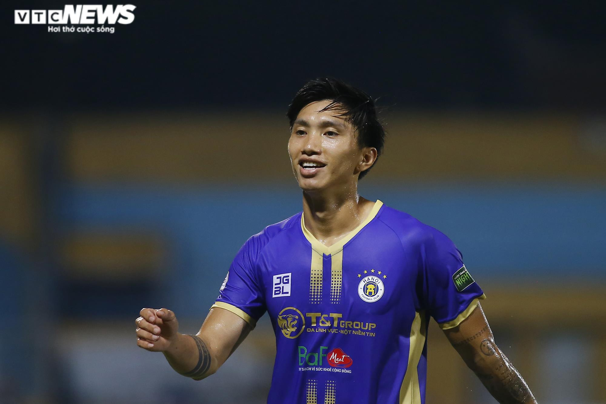 Đoàn Văn Hậu rạng ngời hạnh phúc trong ngày trở lại sân cỏ - 11