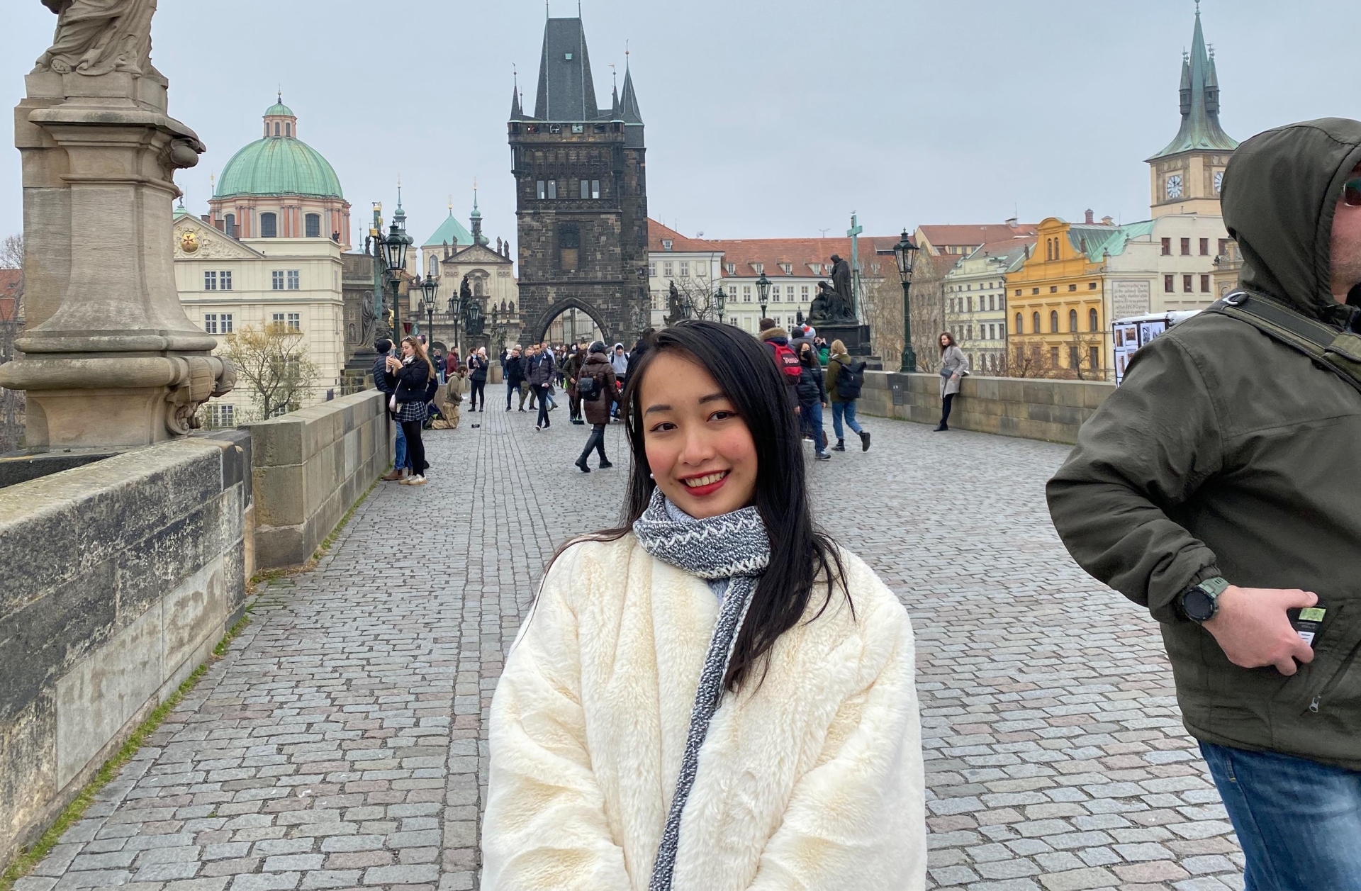 Đến 20 quốc gia trong một năm nhờ ba học bổng du học - 1